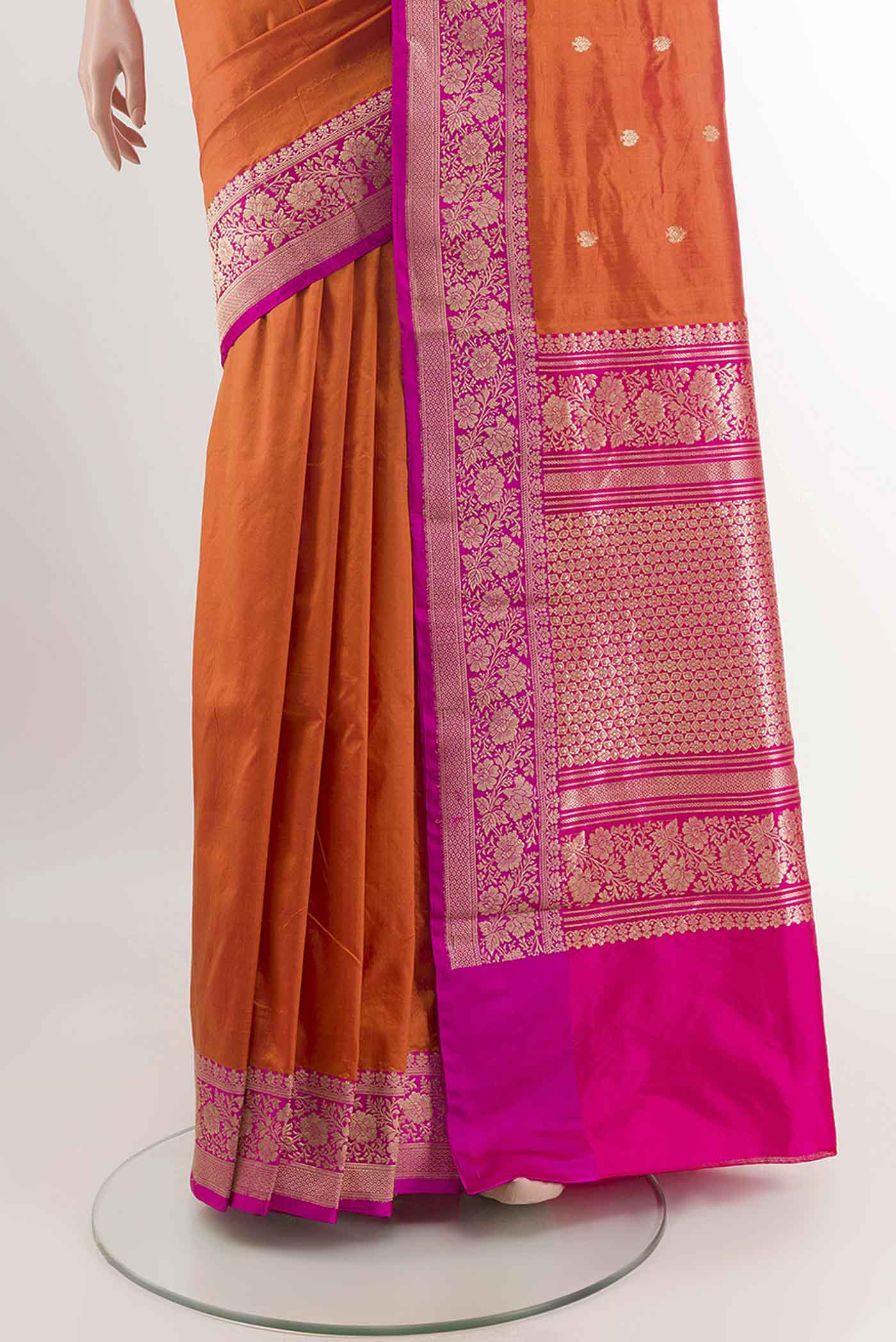 pleats pallu