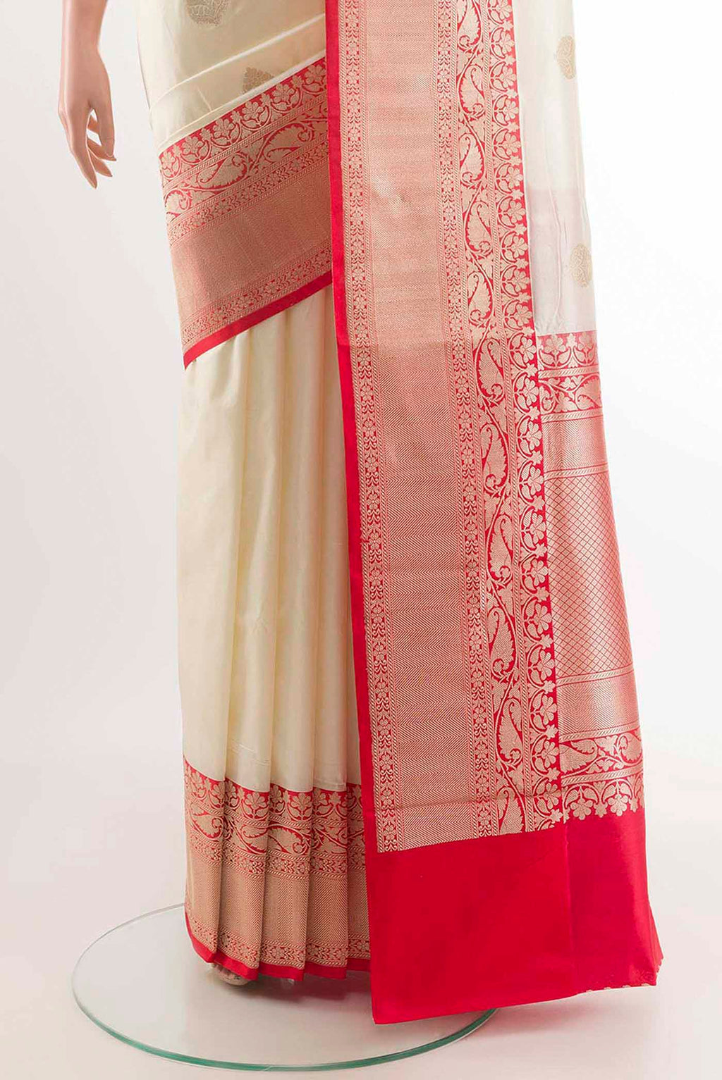 pleats pallu