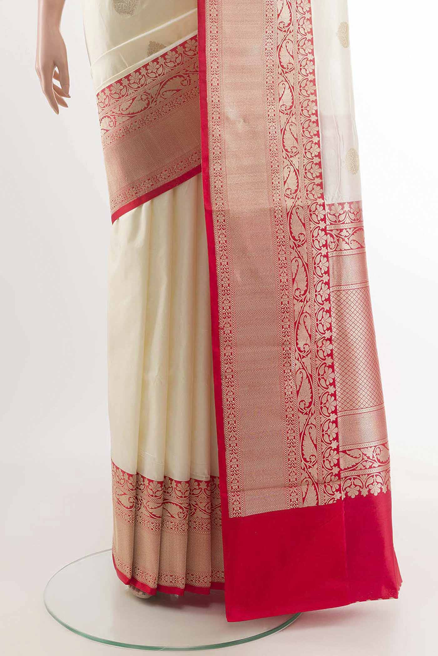 pleats pallu