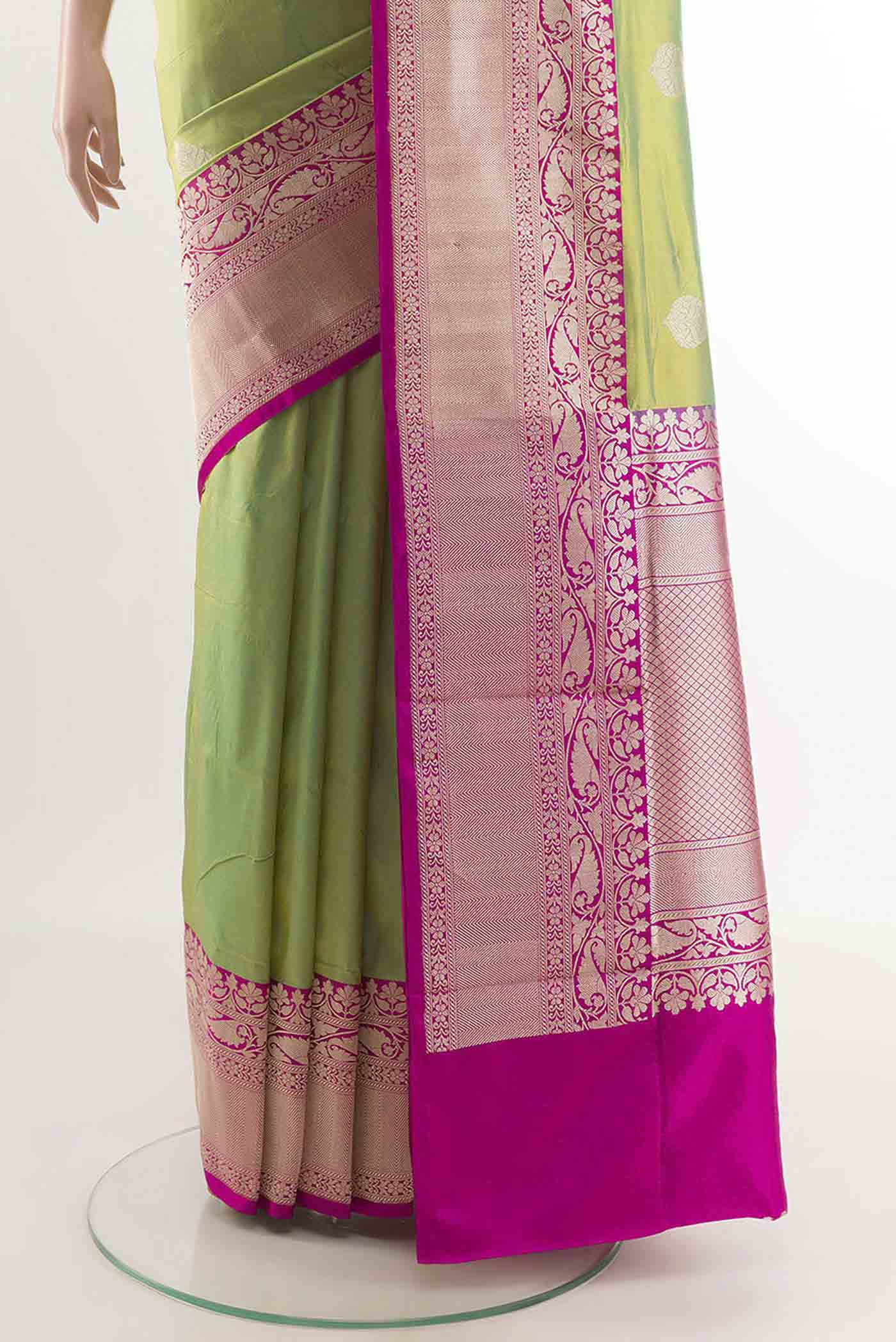 pleats pallu