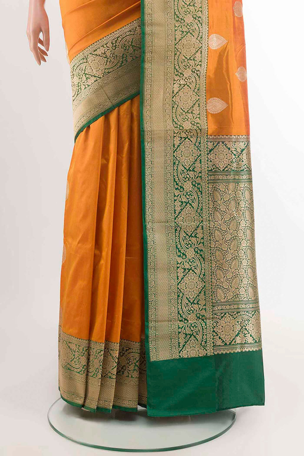 pleats pallu