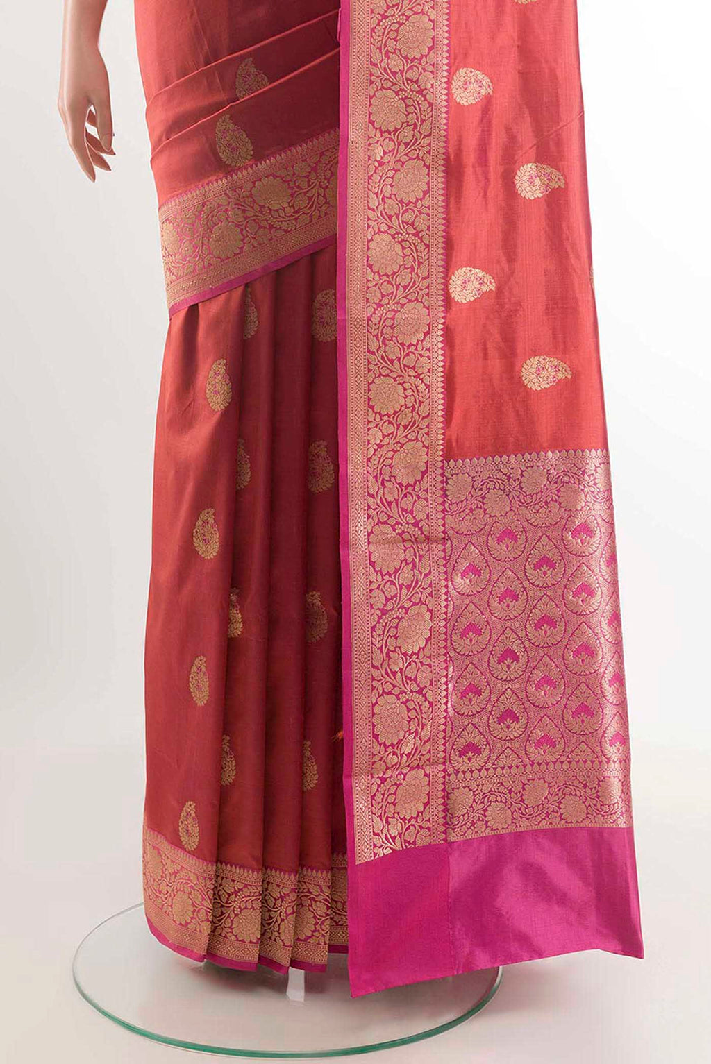 pleats pallu