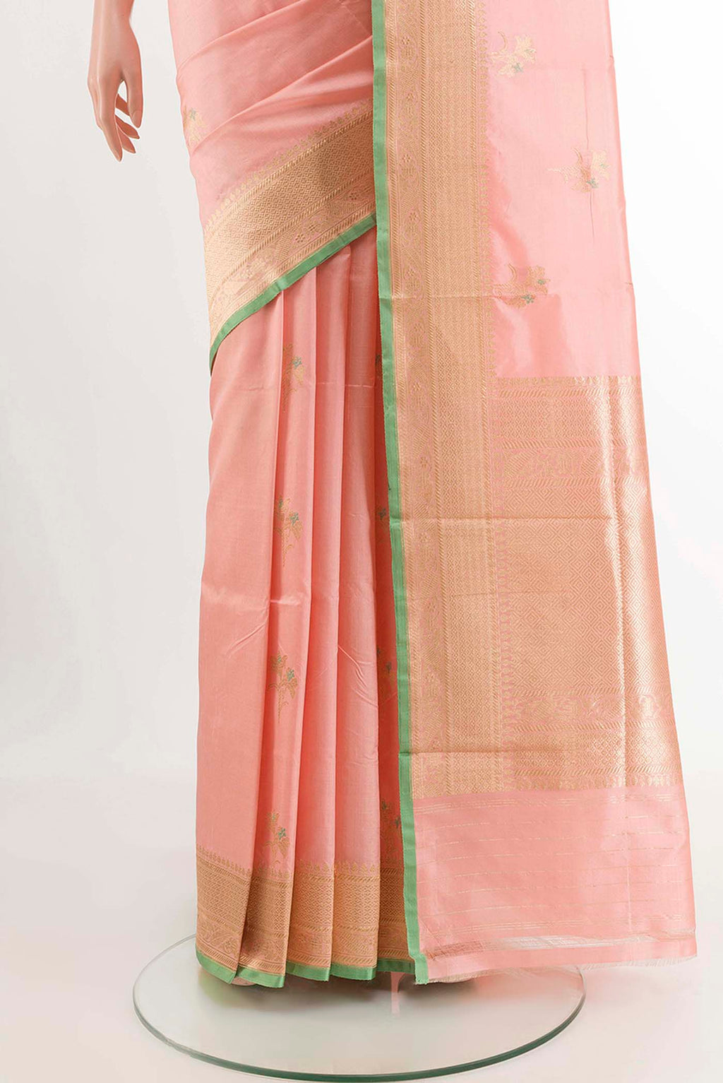 pleats pallu