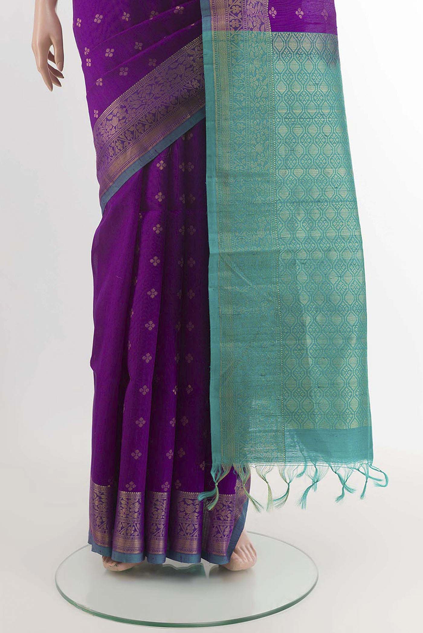 pleats pallu