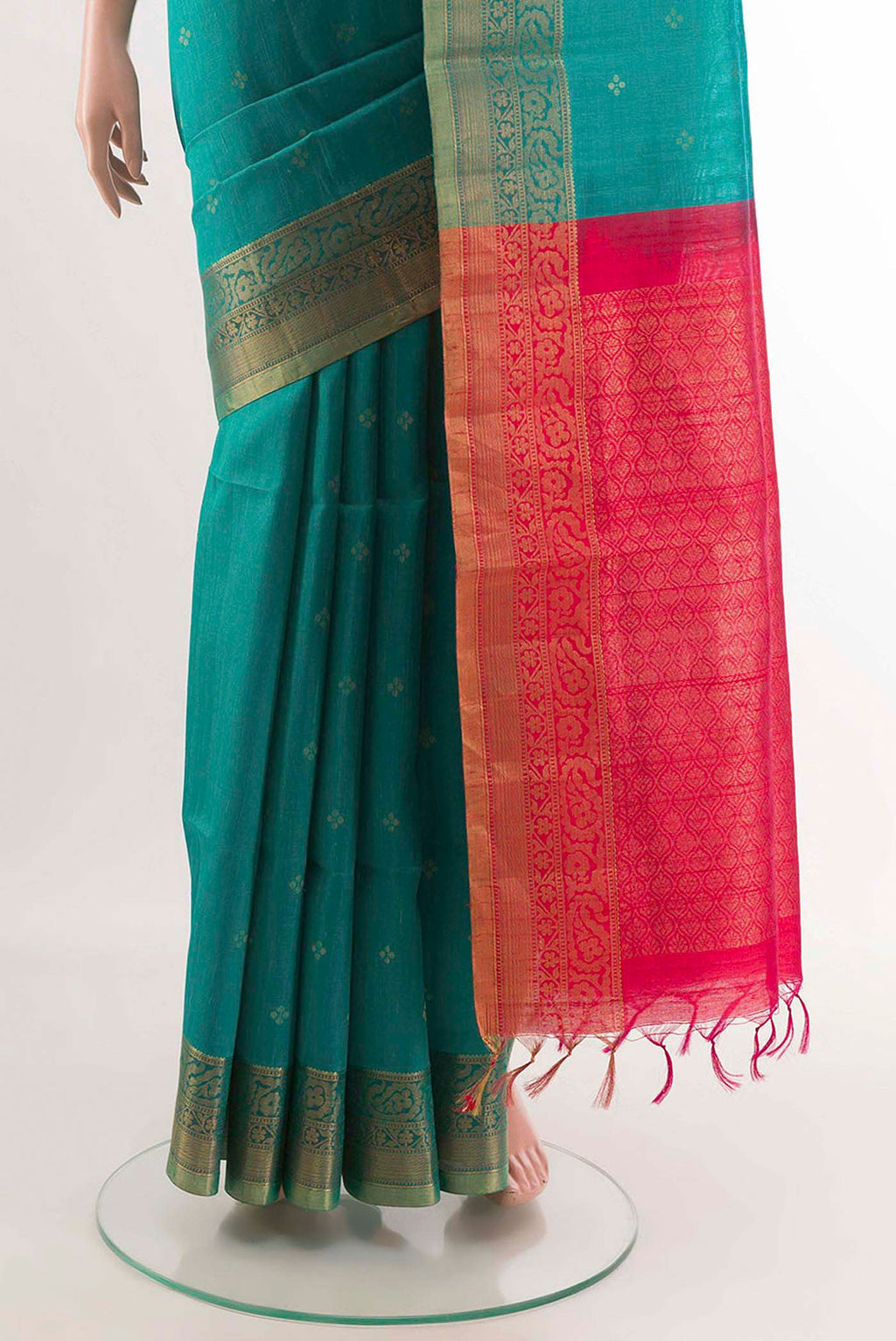 pleats pallu