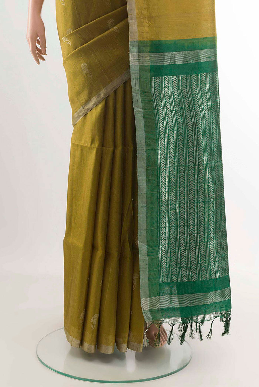pleats pallu