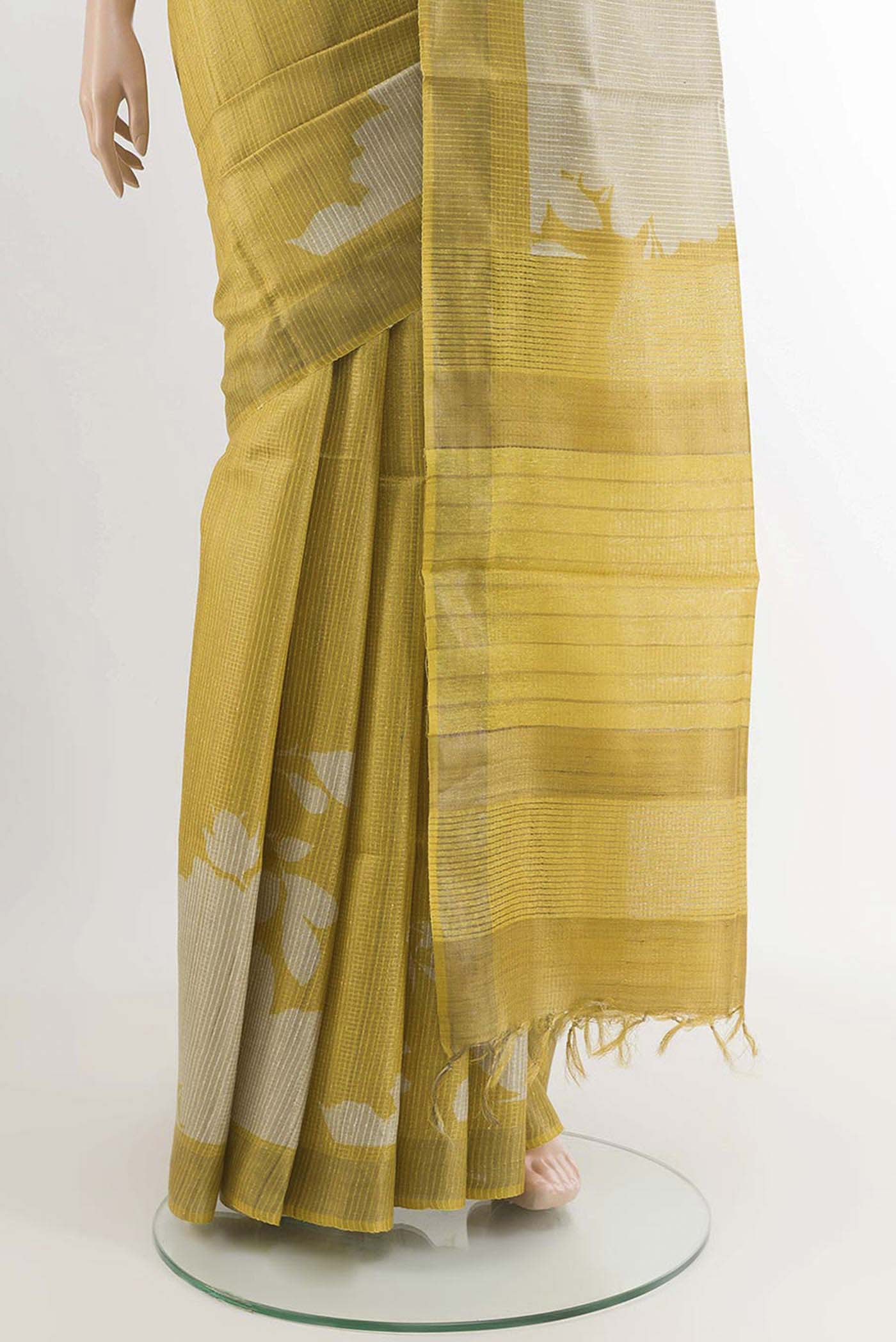pleats pallu
