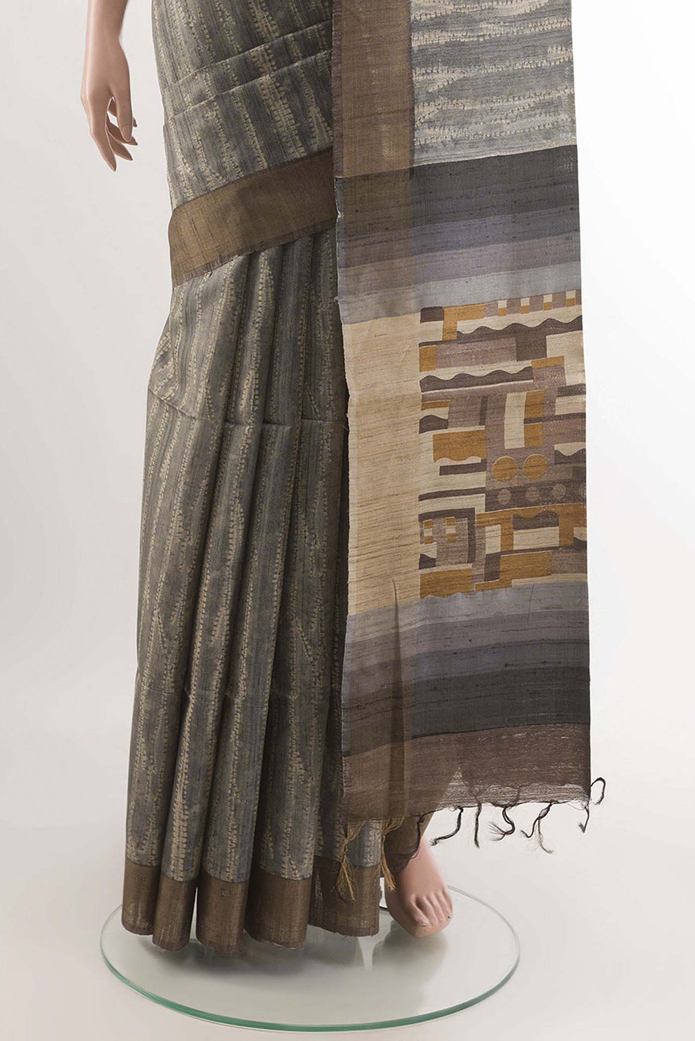 pleats pallu