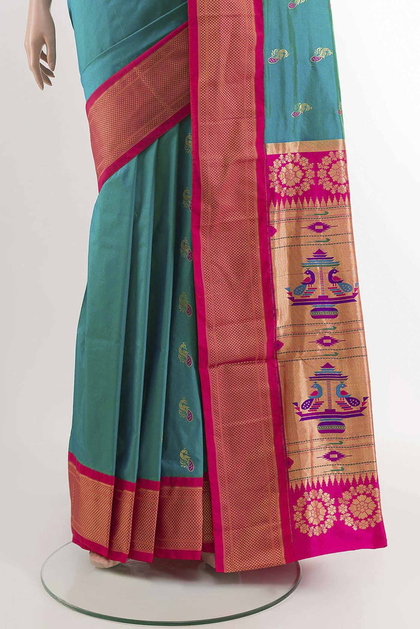 pleats pallu