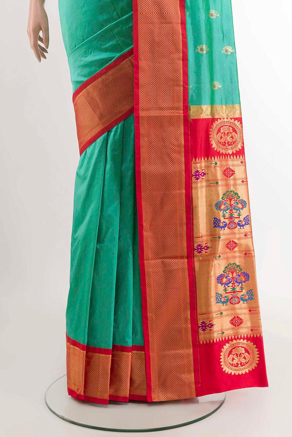 pleats pallu