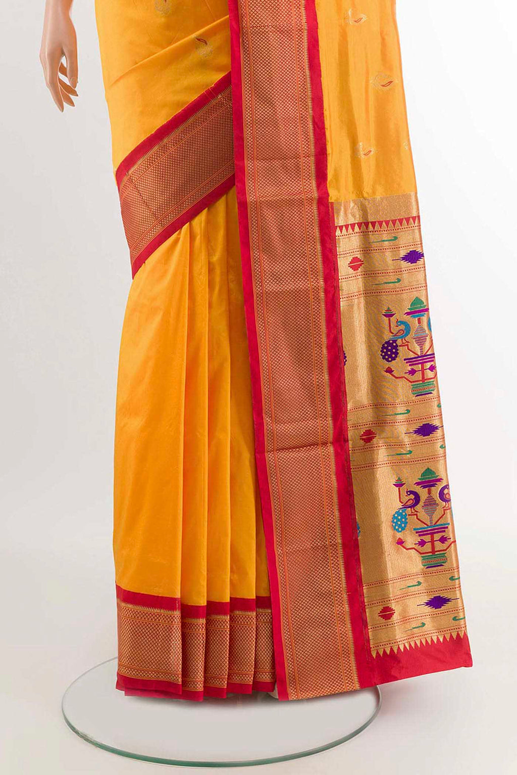 pleats pallu