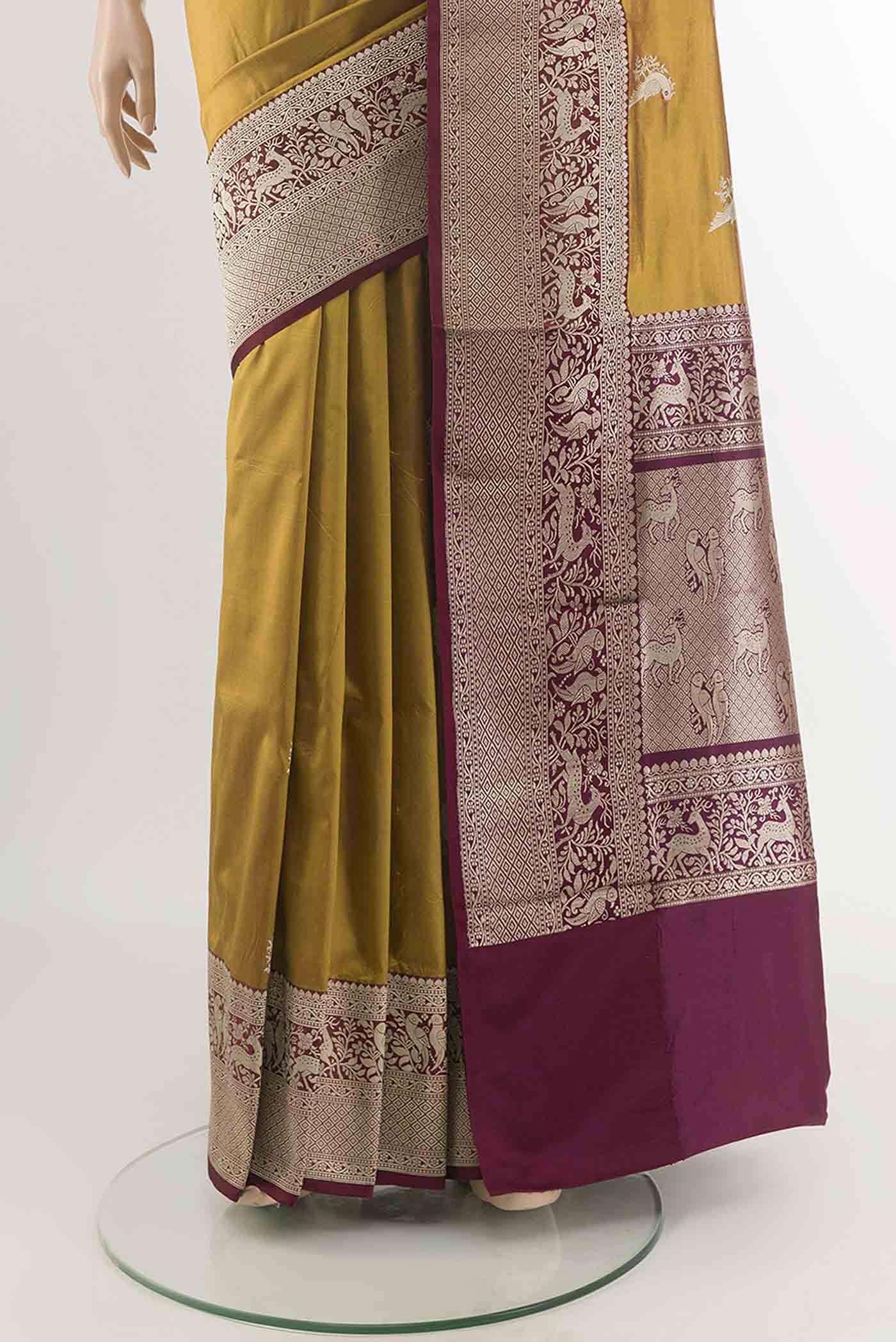 pleats pallu