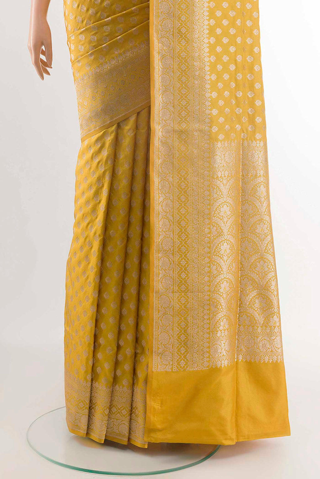 pleats pallu