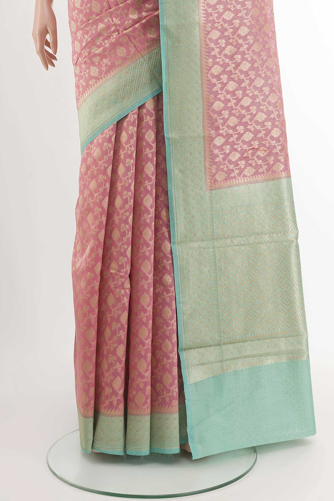 pleats pallu