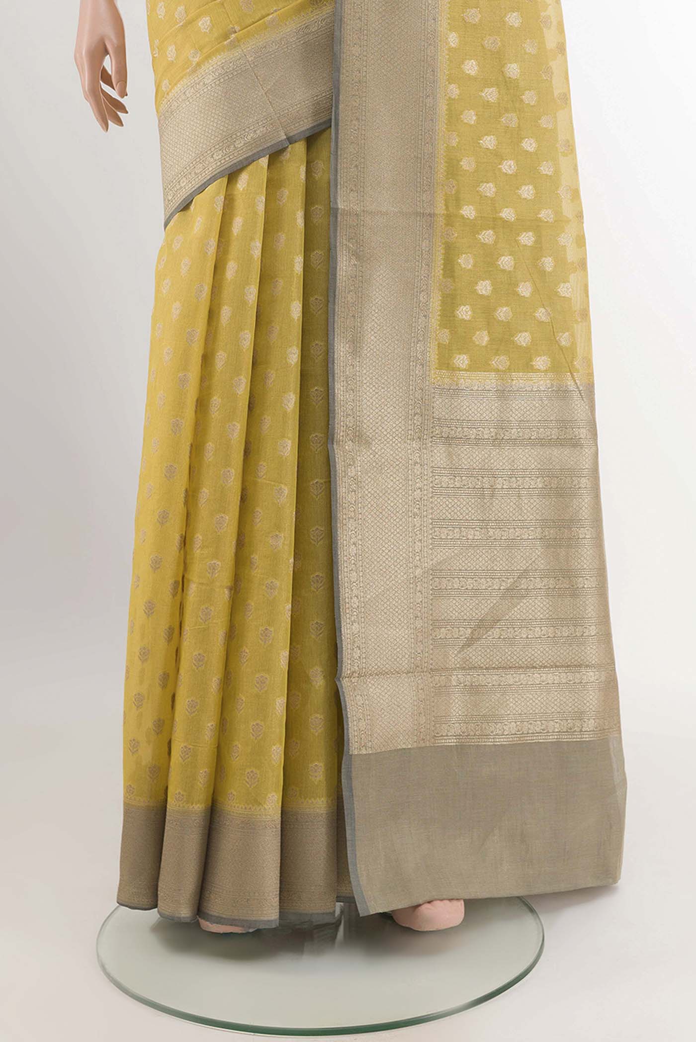 pleats pallu