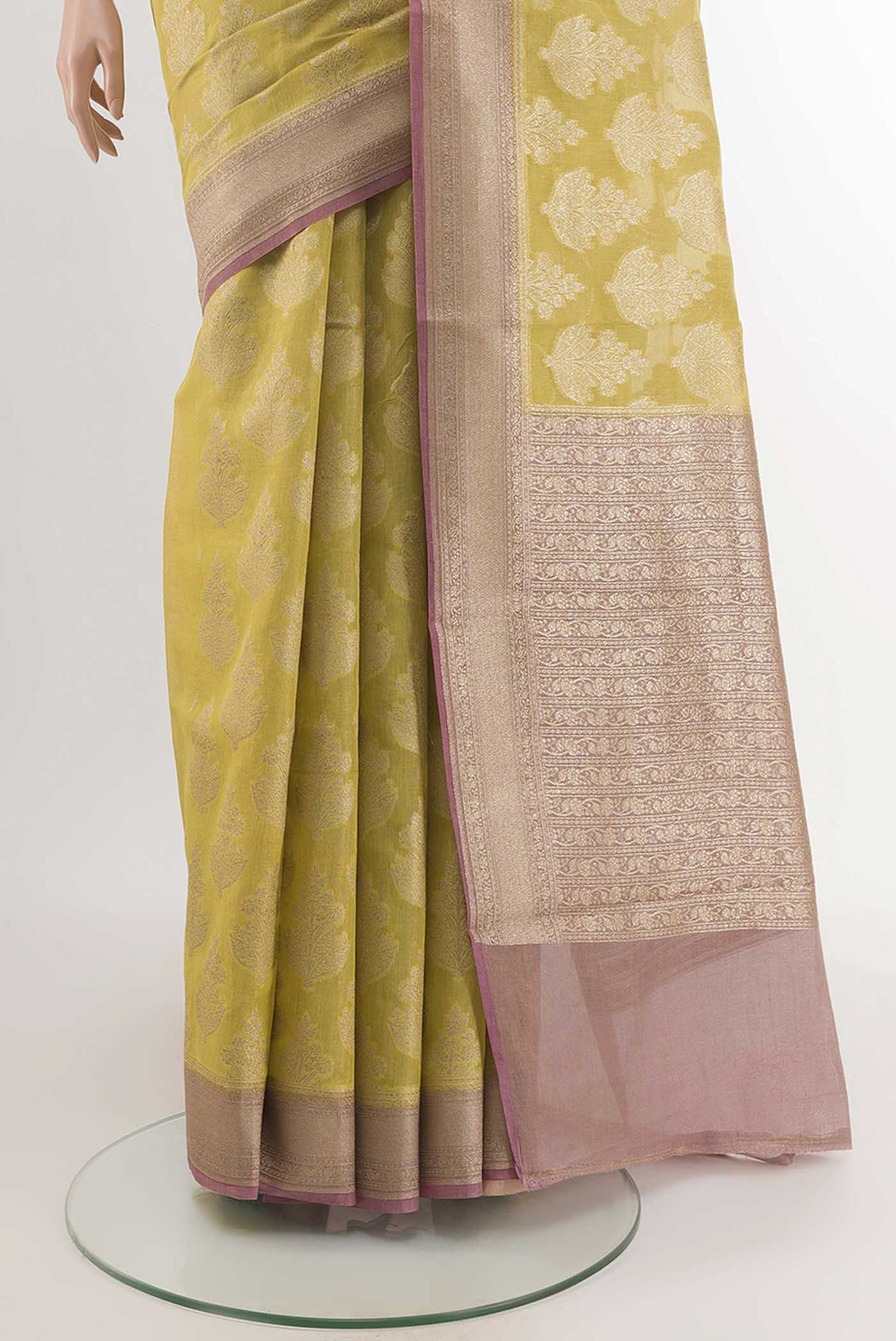 pleats pallu