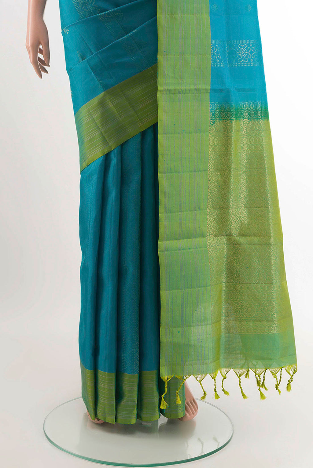pleats pallu