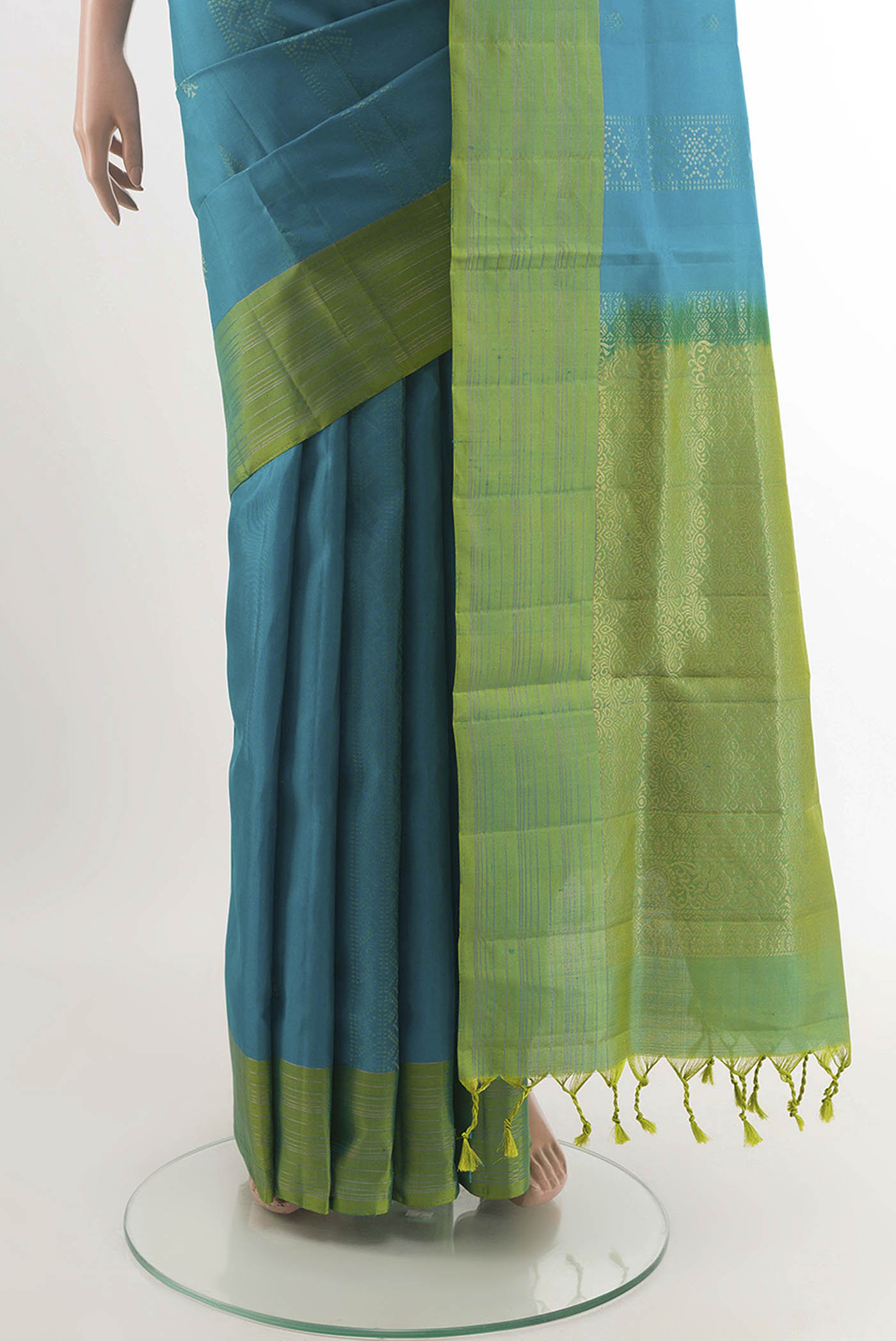 pleats pallu