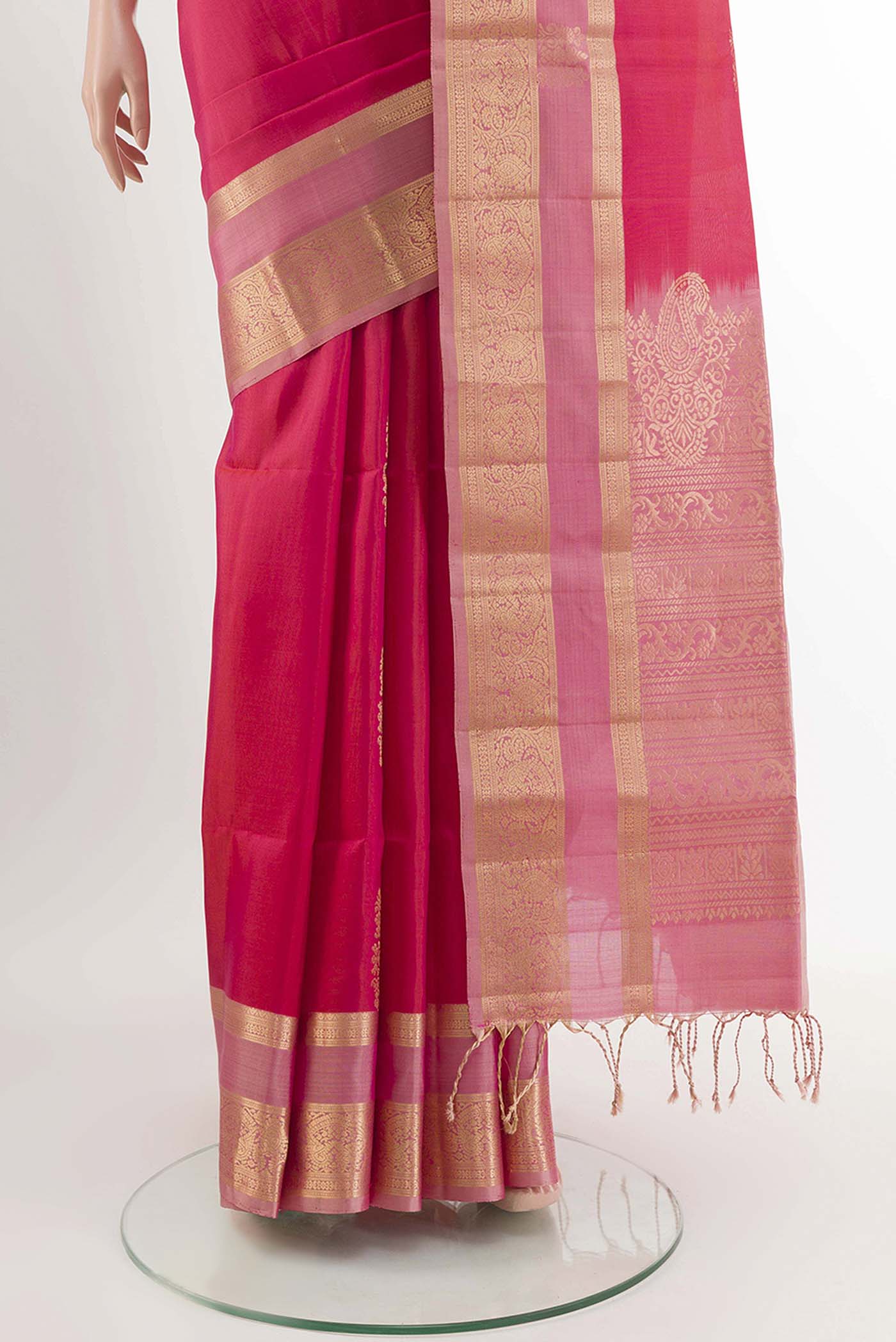 pleats pallu