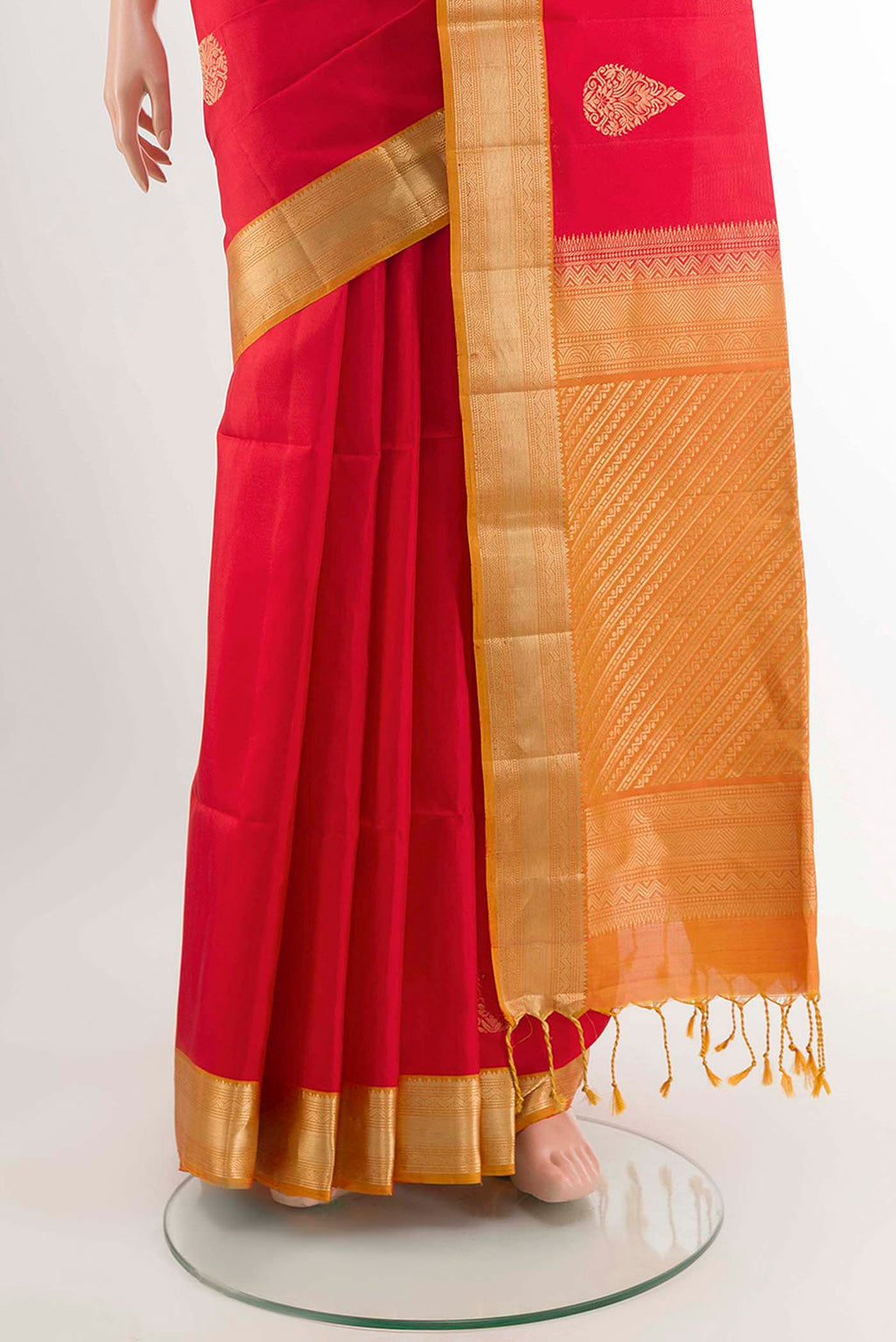 pleats pallu
