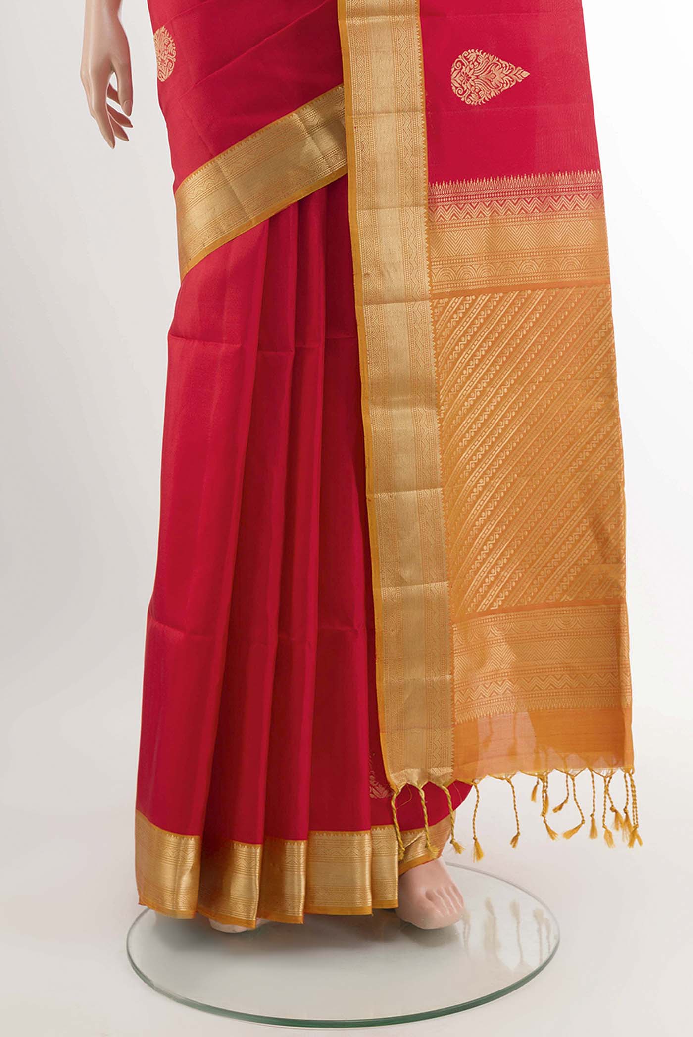 pleats pallu