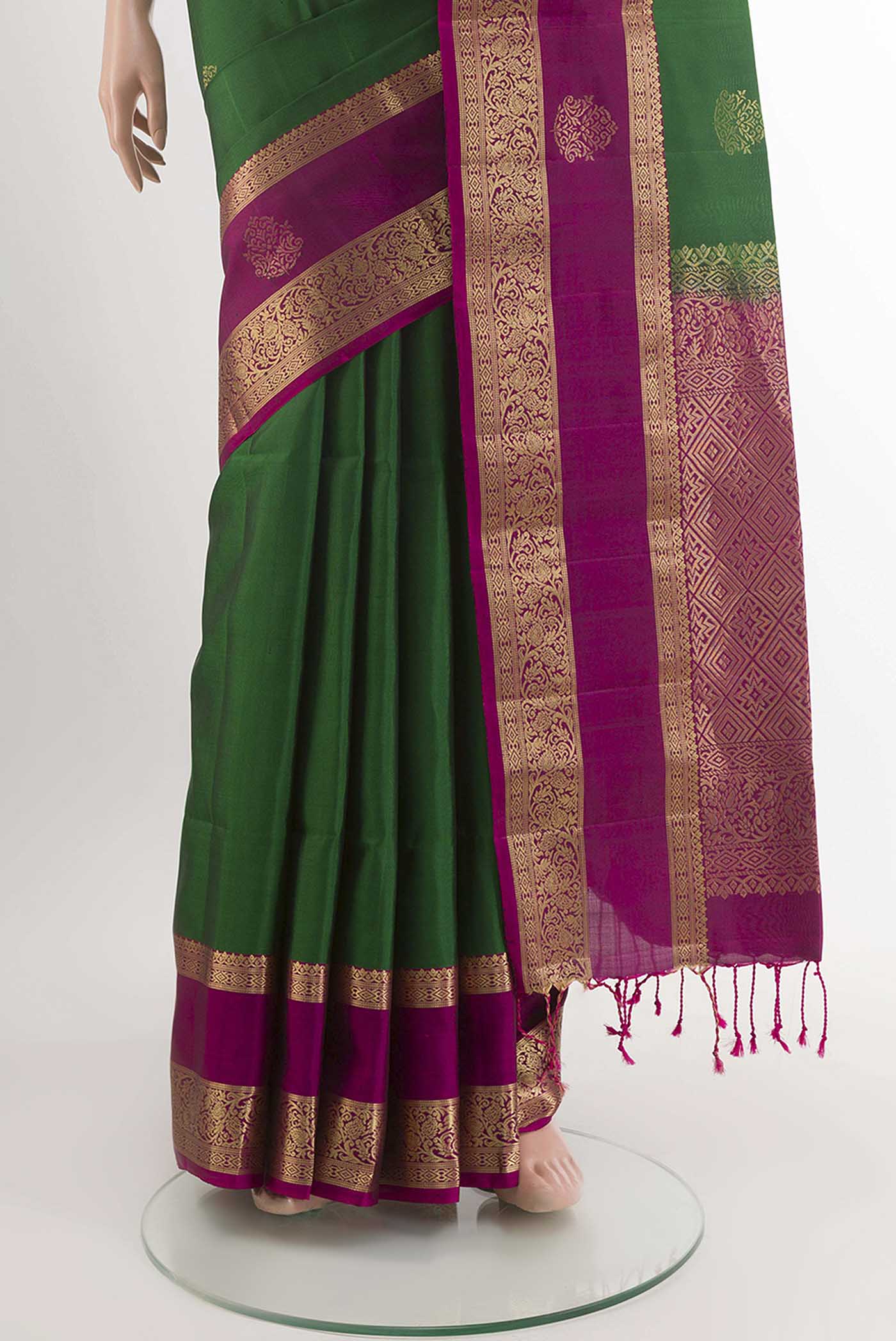 pleats pallu