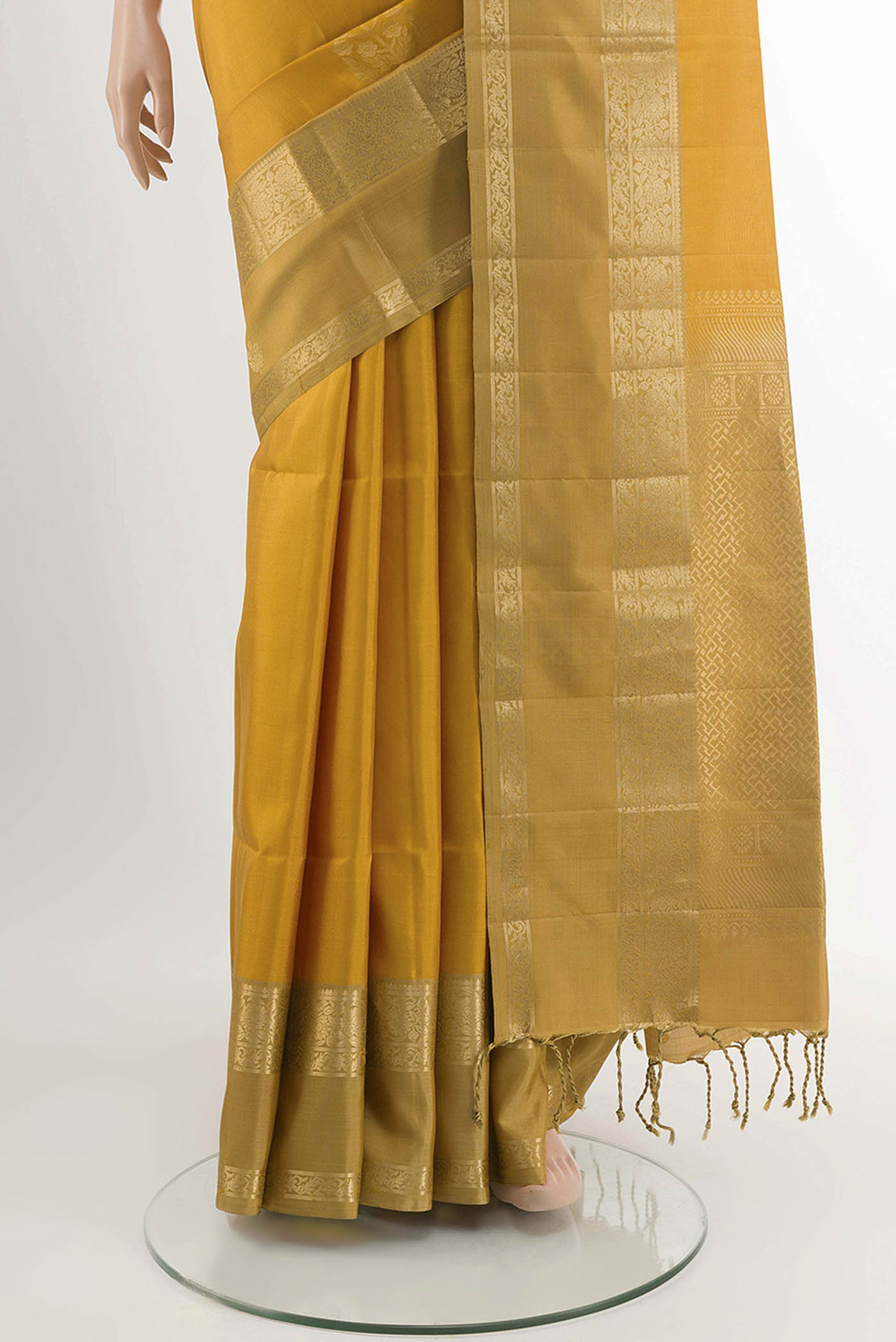 pleats pallu