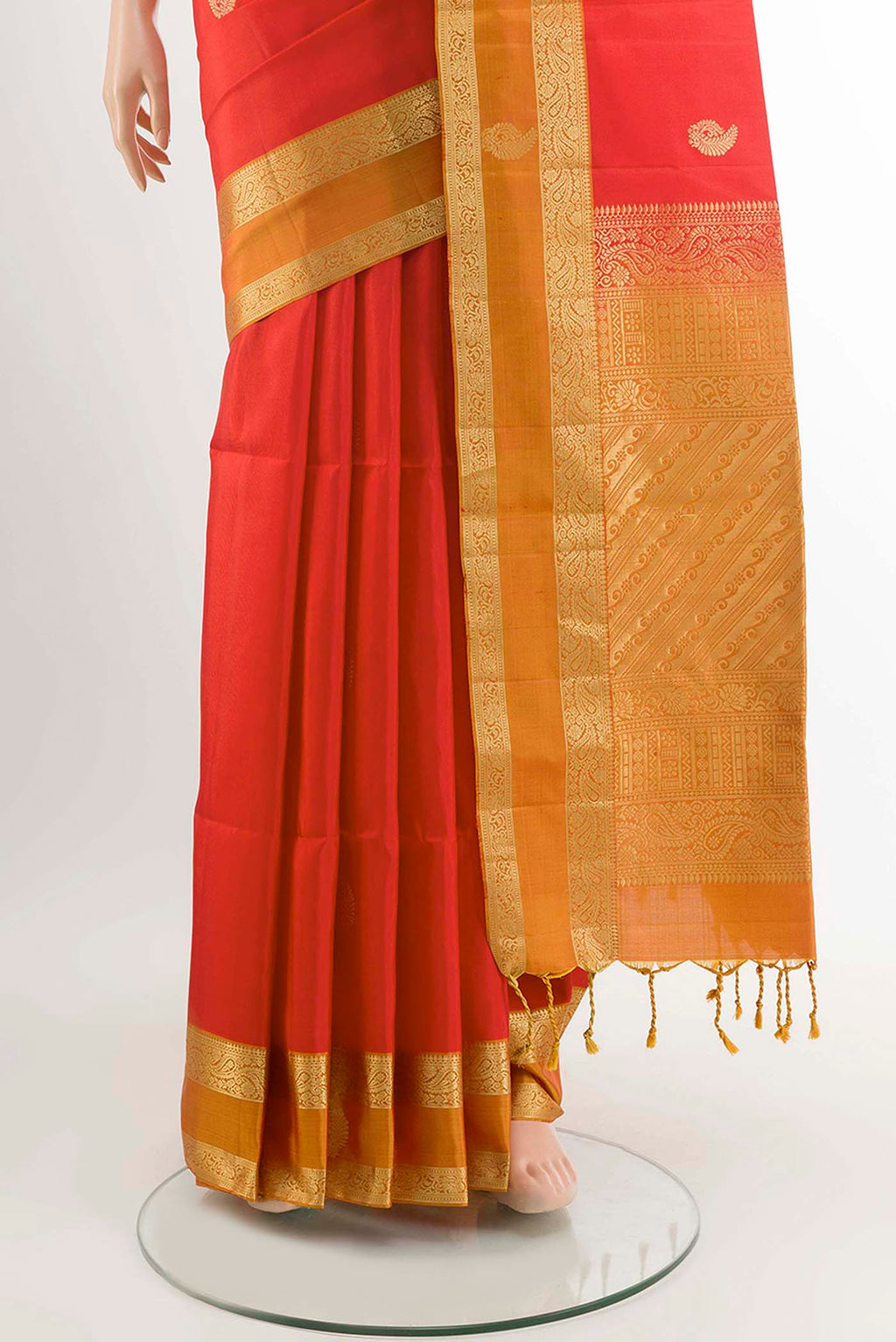 pleats pallu
