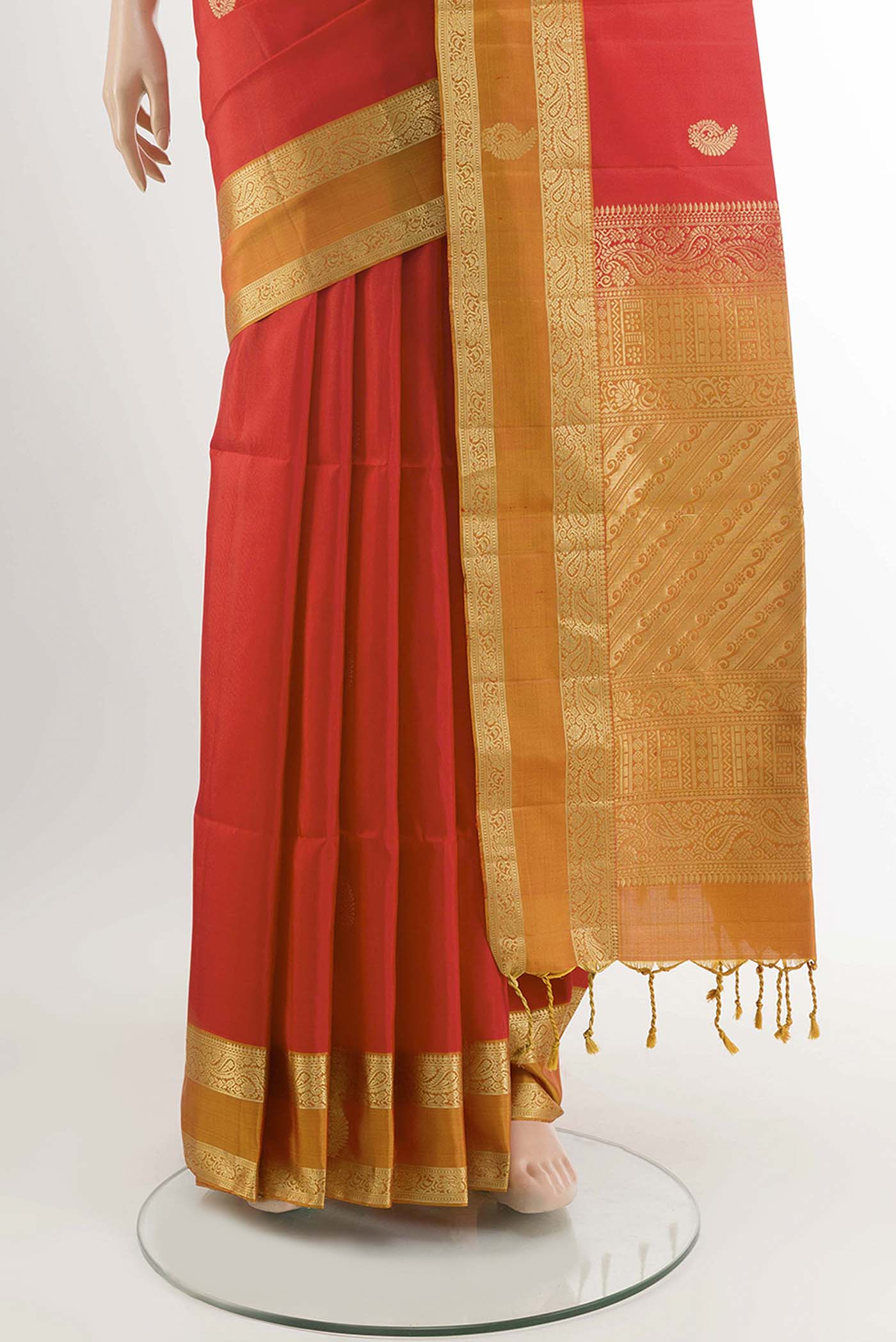 pleats pallu