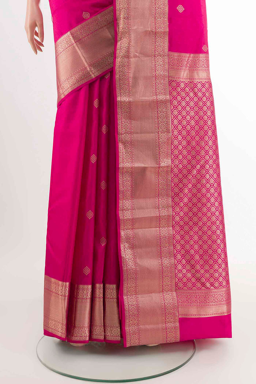 pleats pallu