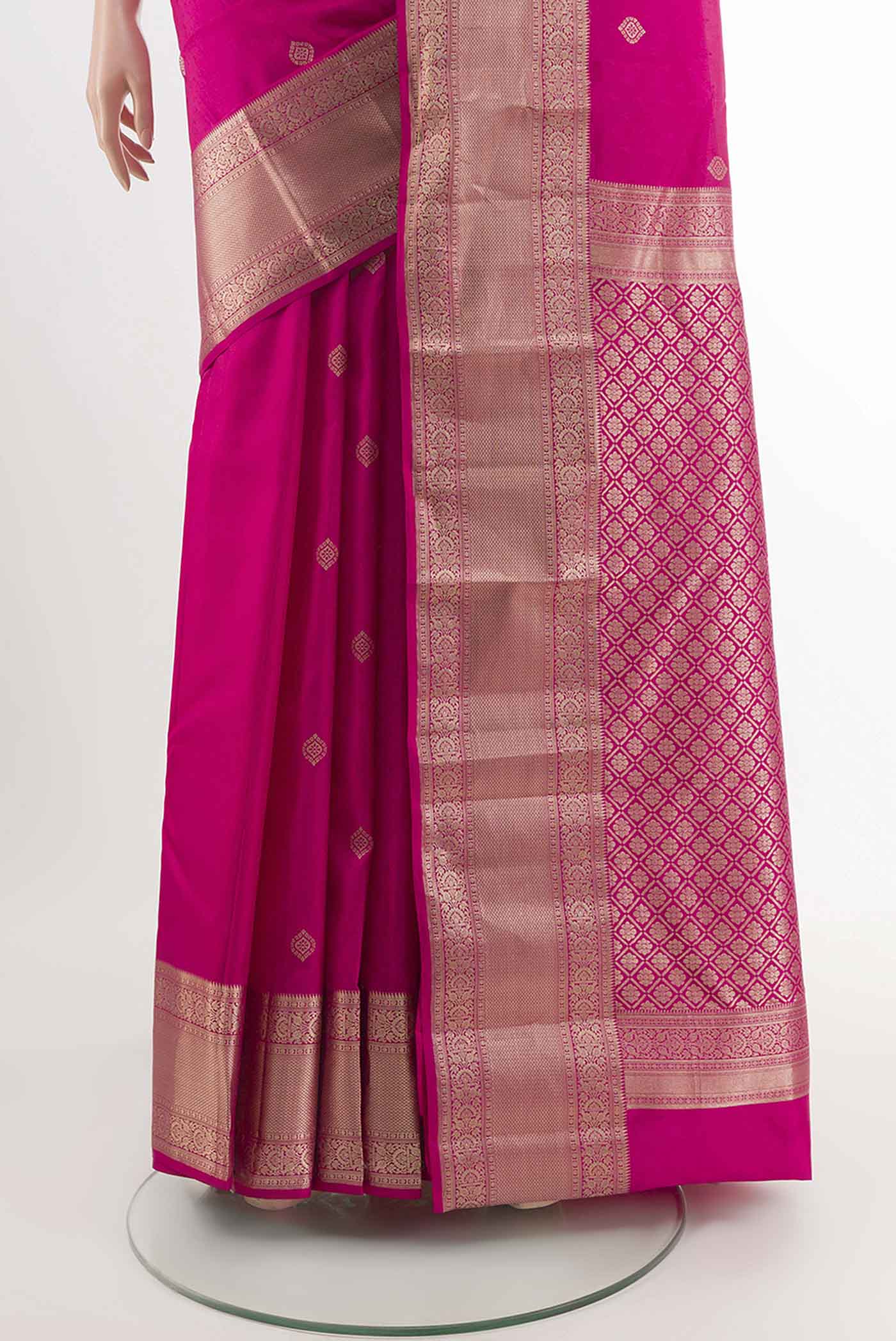 pleats pallu