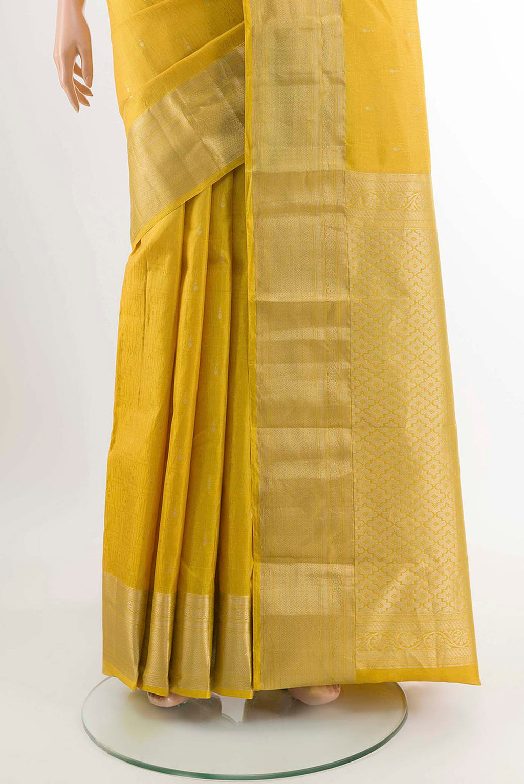 pleats pallu