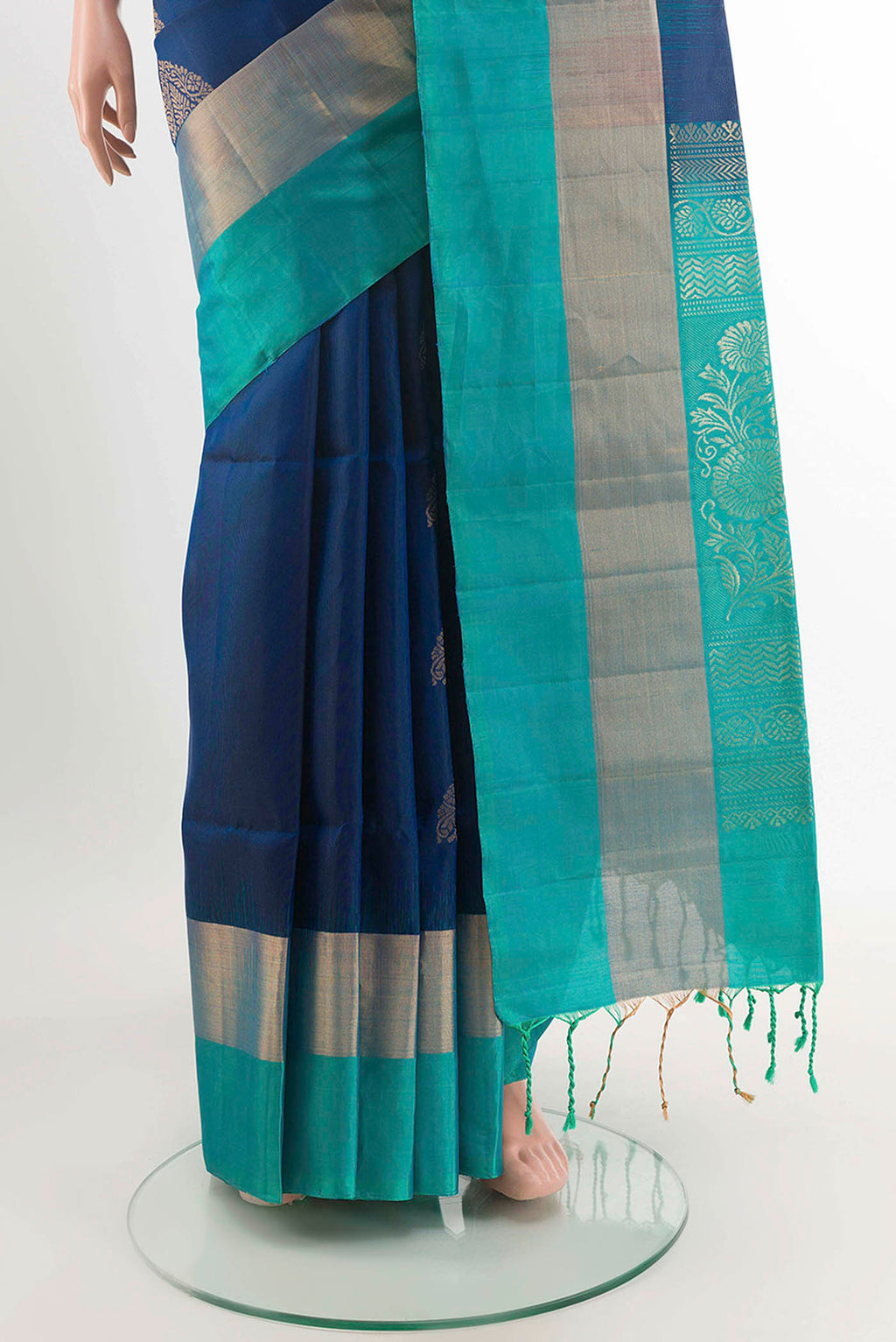 pleats pallu
