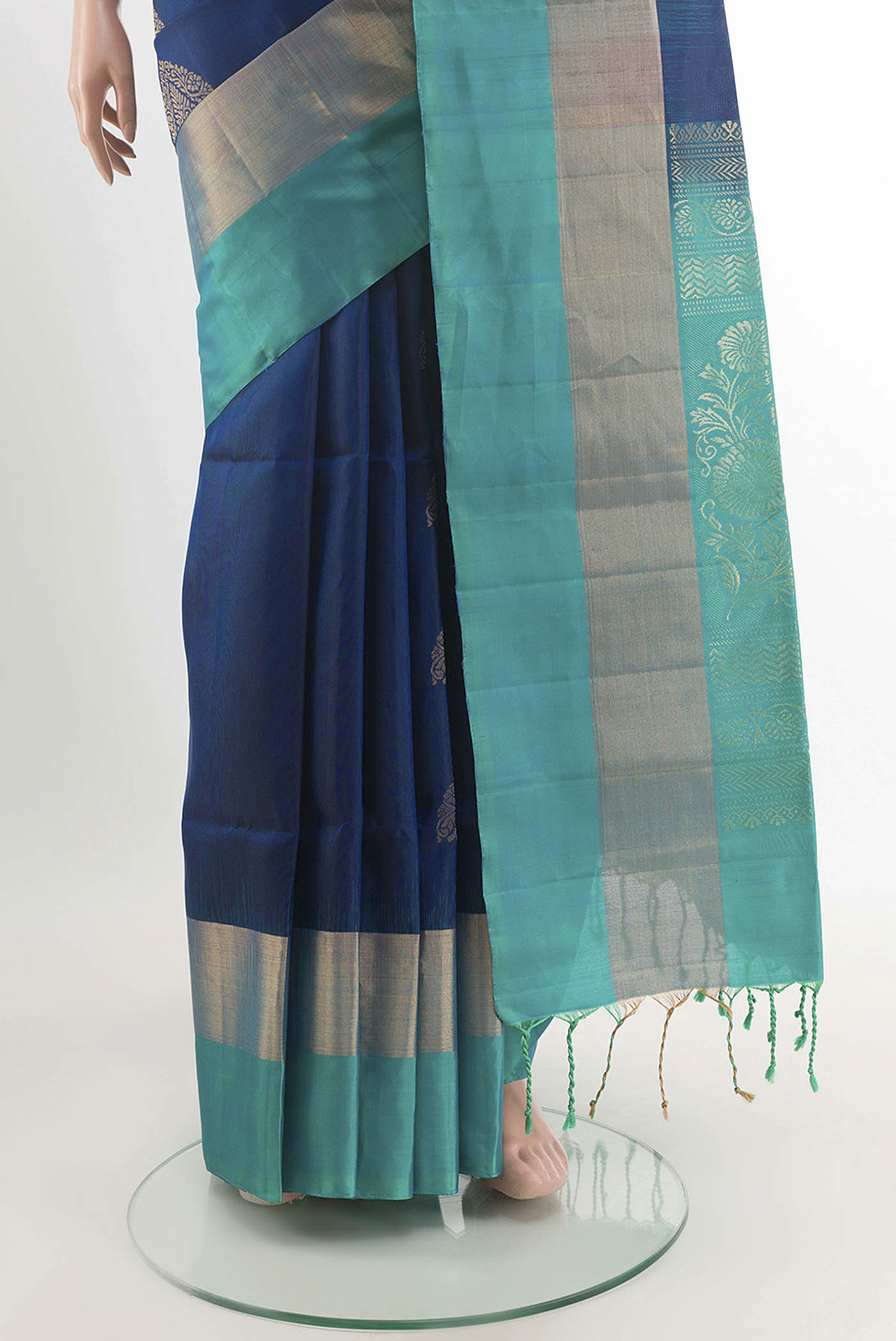 pleats pallu