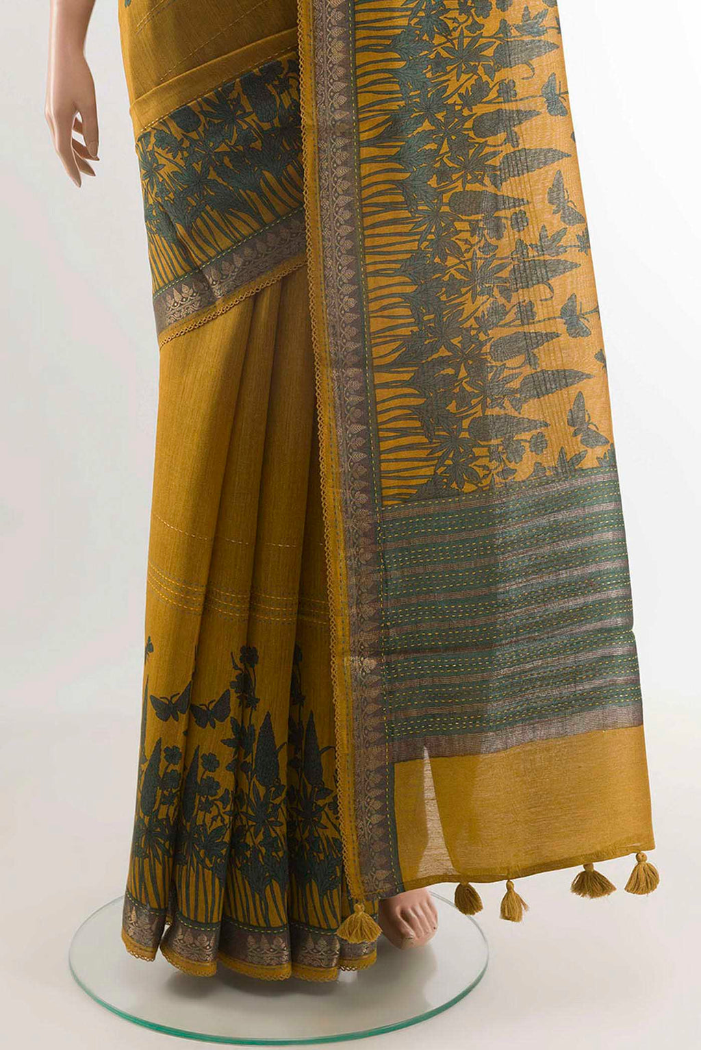 pleats pallu
