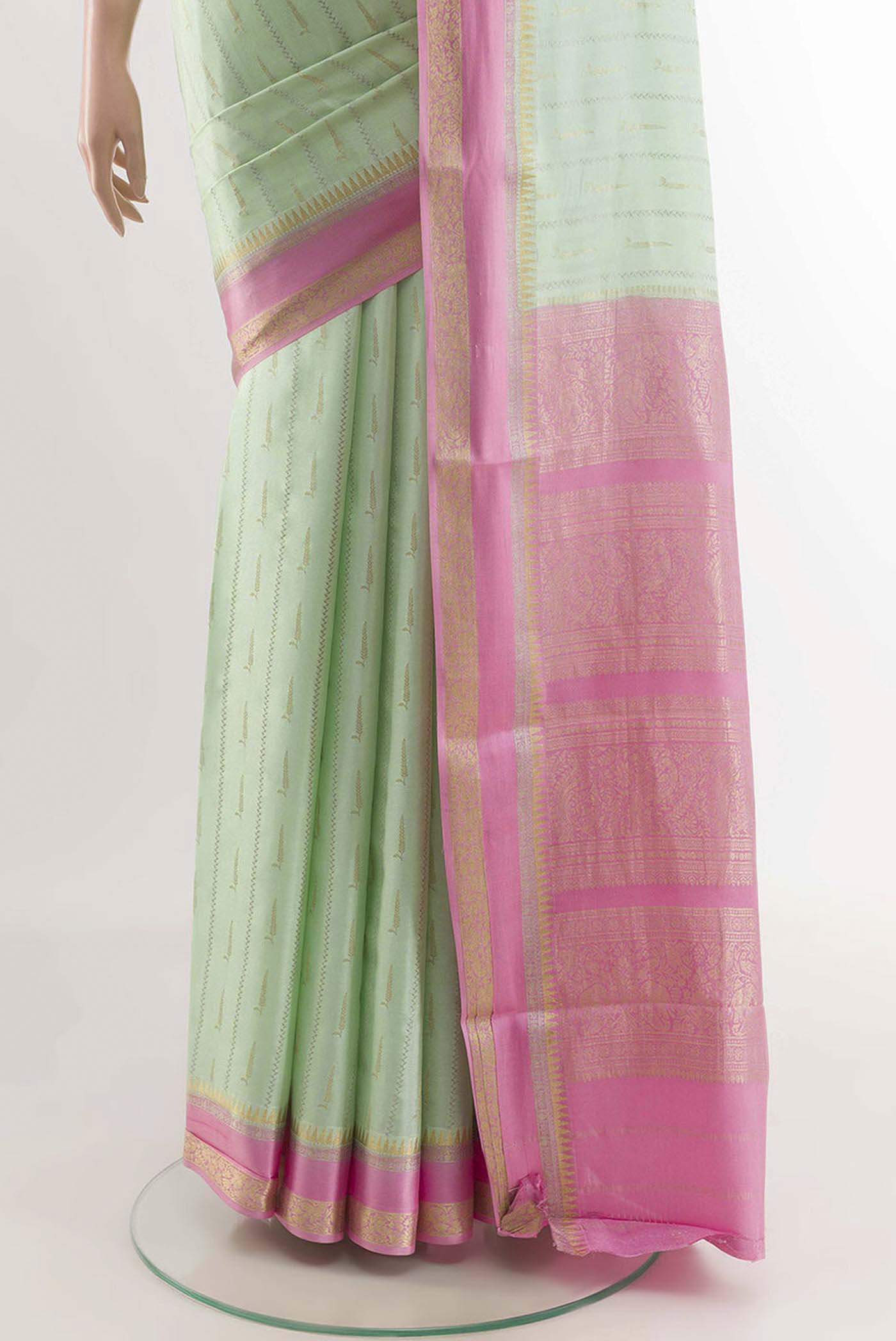pleats pallu