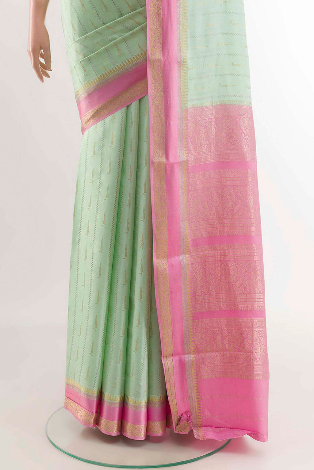 pleats pallu