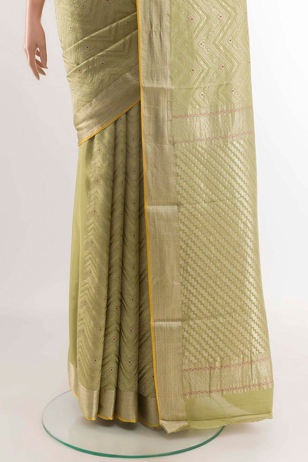 pleats pallu