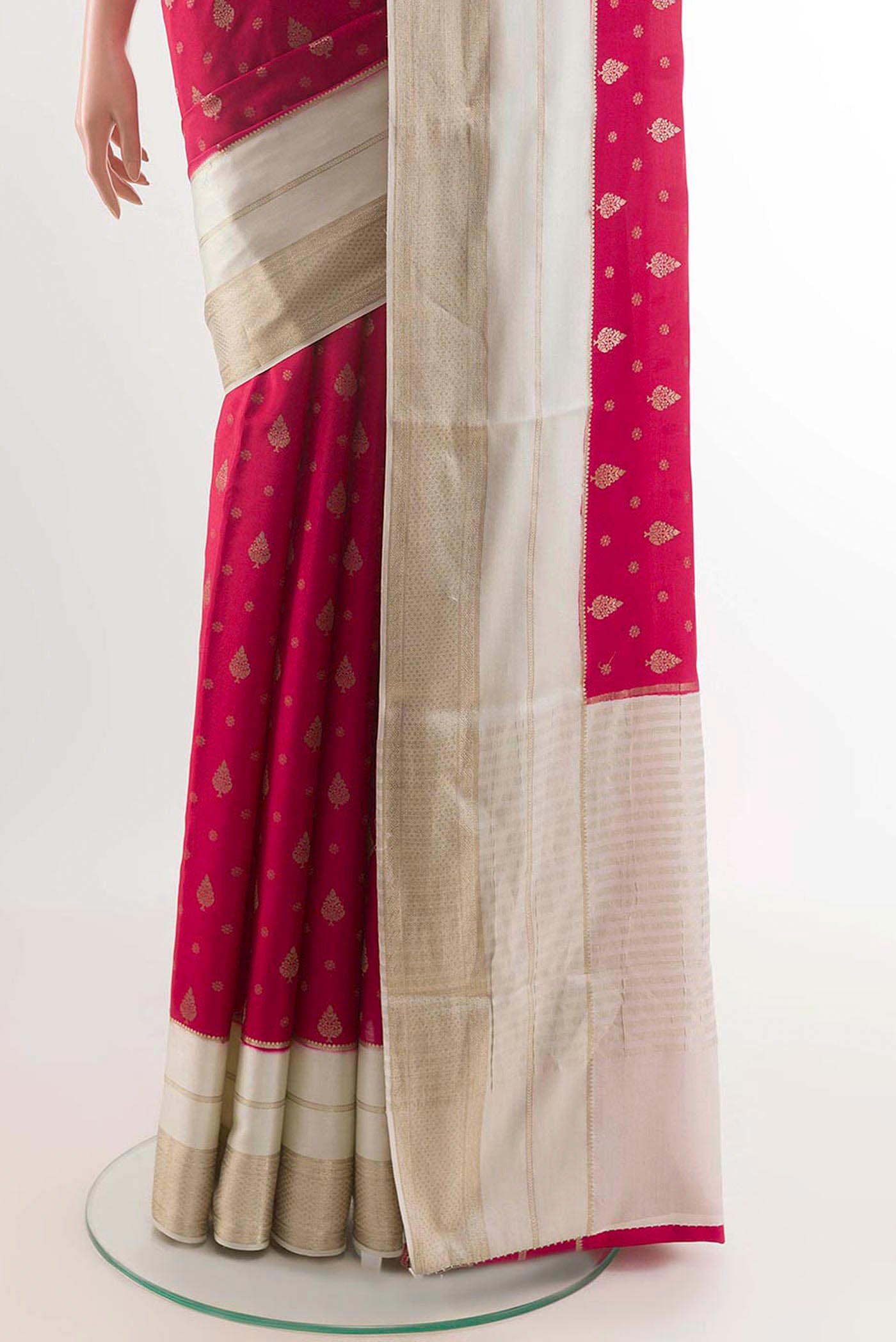 pleats pallu