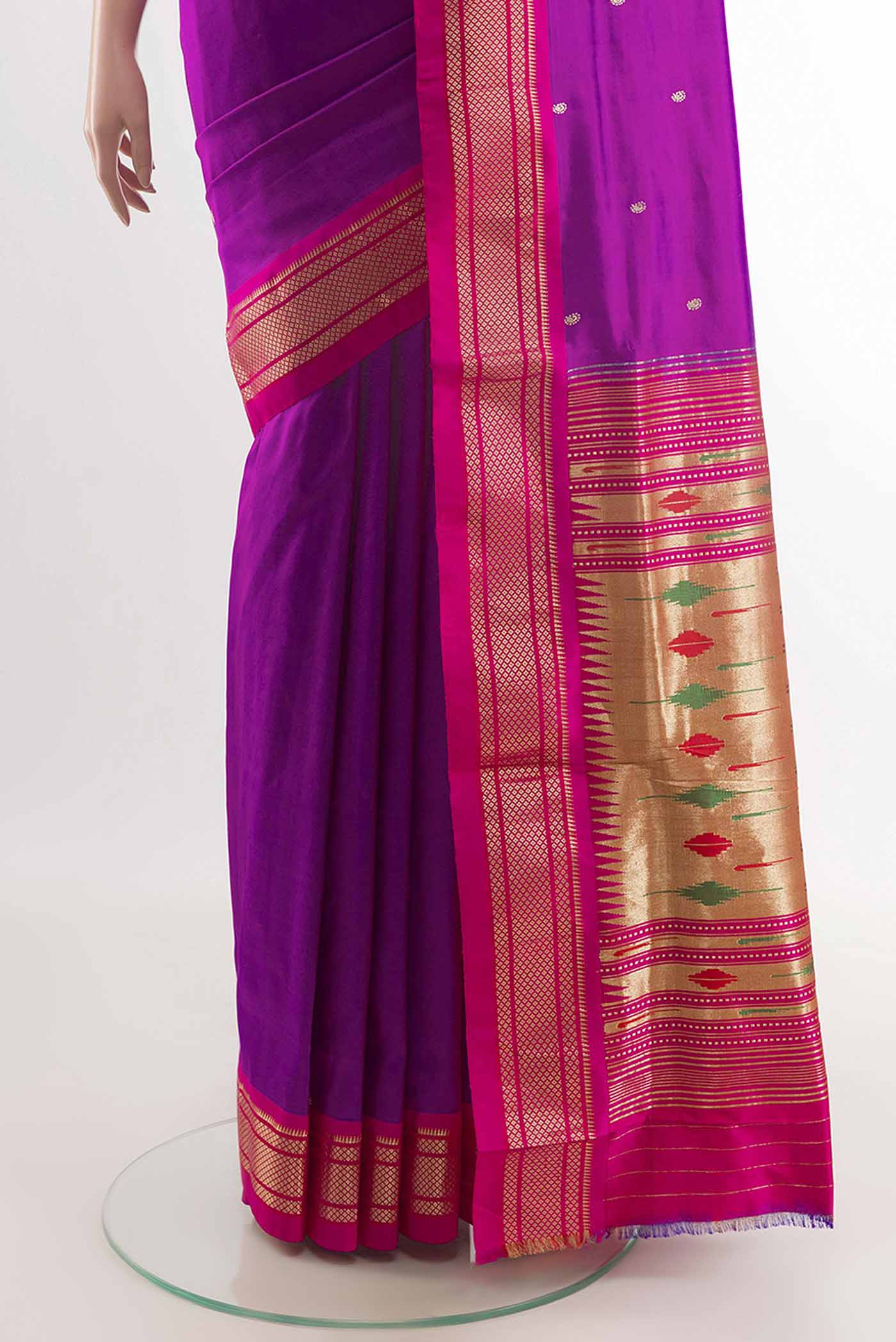 pleats pallu
