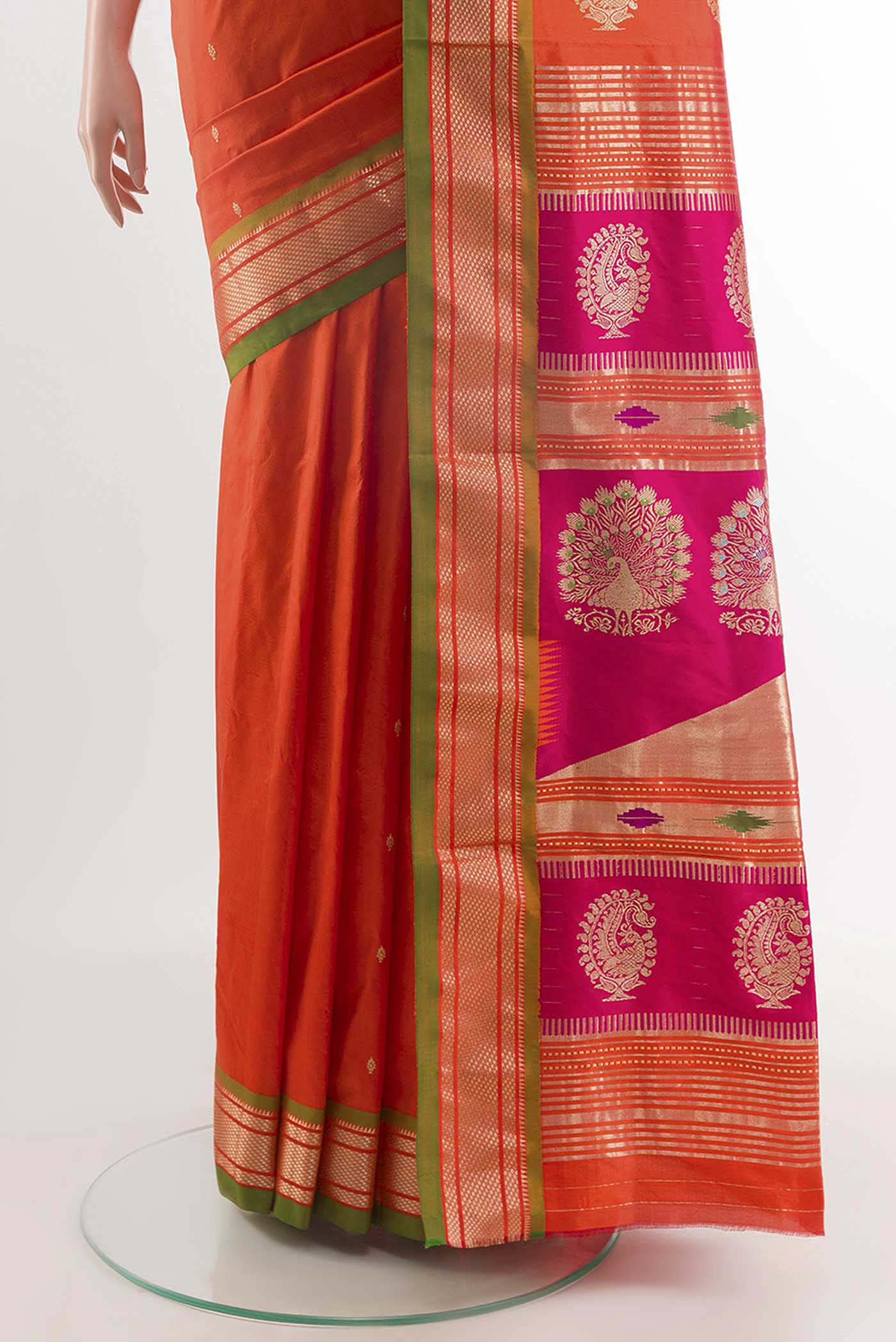 pleats pallu
