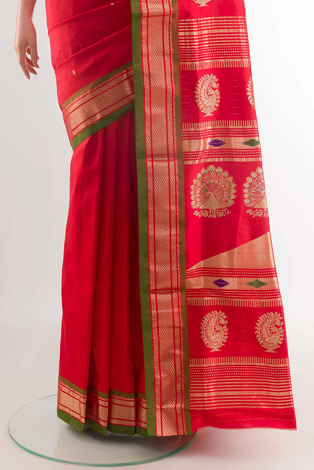 pleats pallu