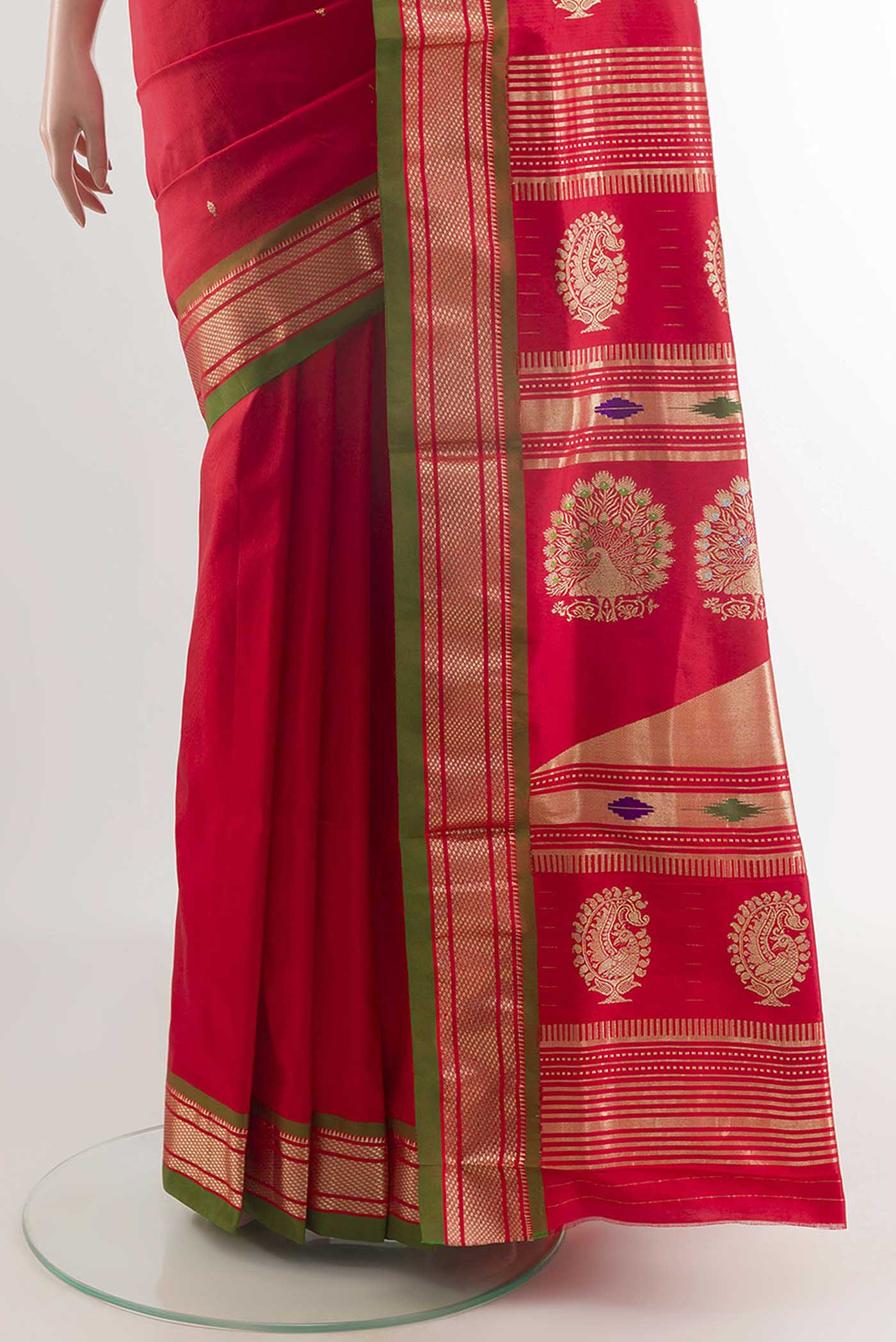 pleats pallu