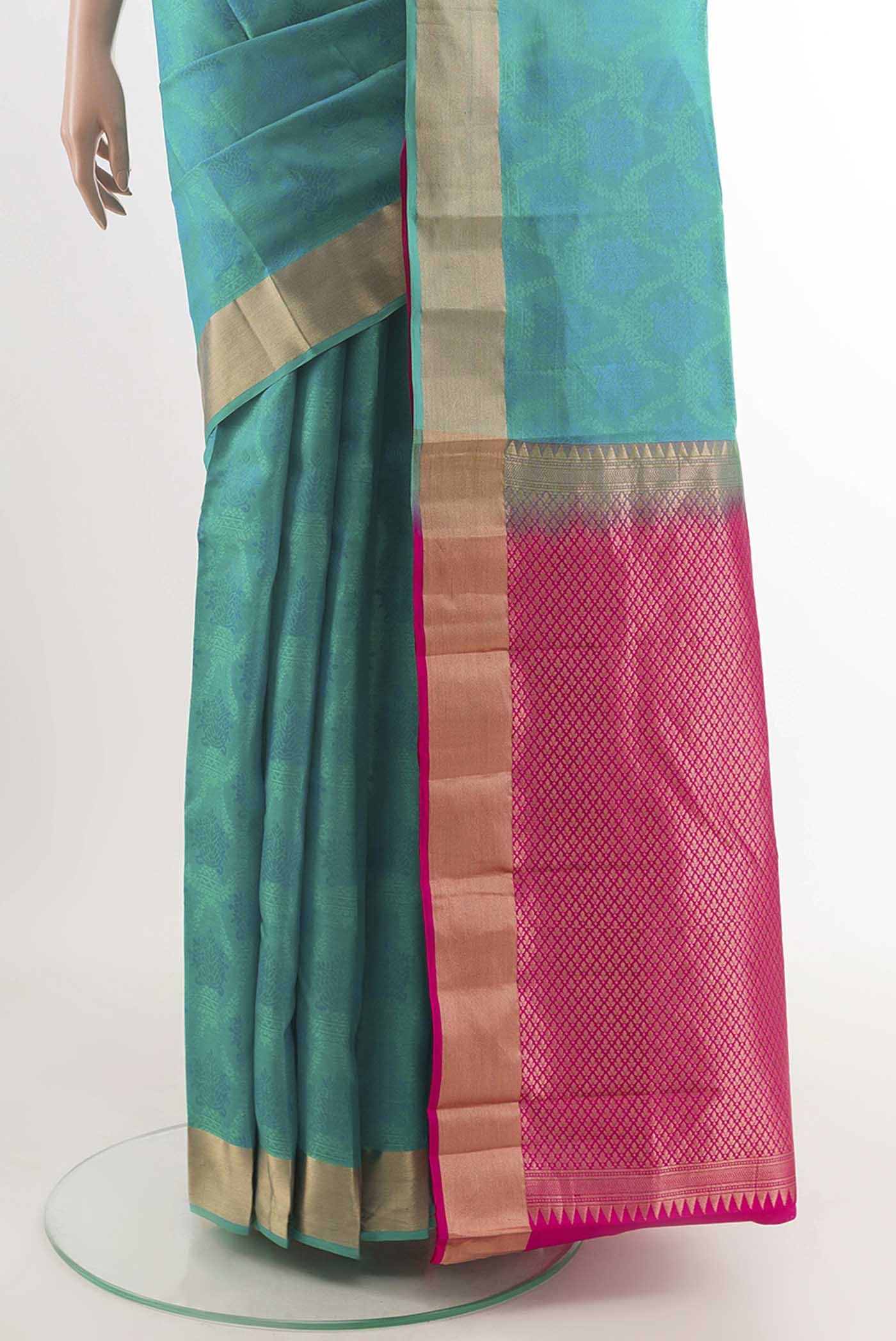 pleats pallu
