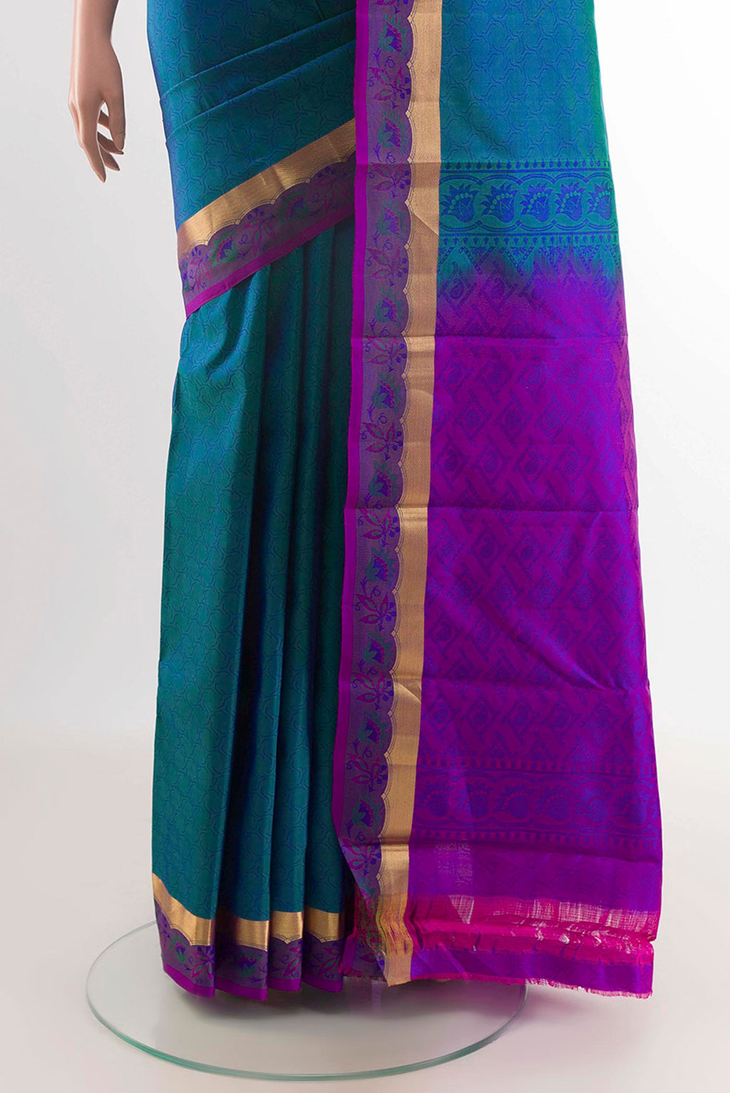 pleats pallu