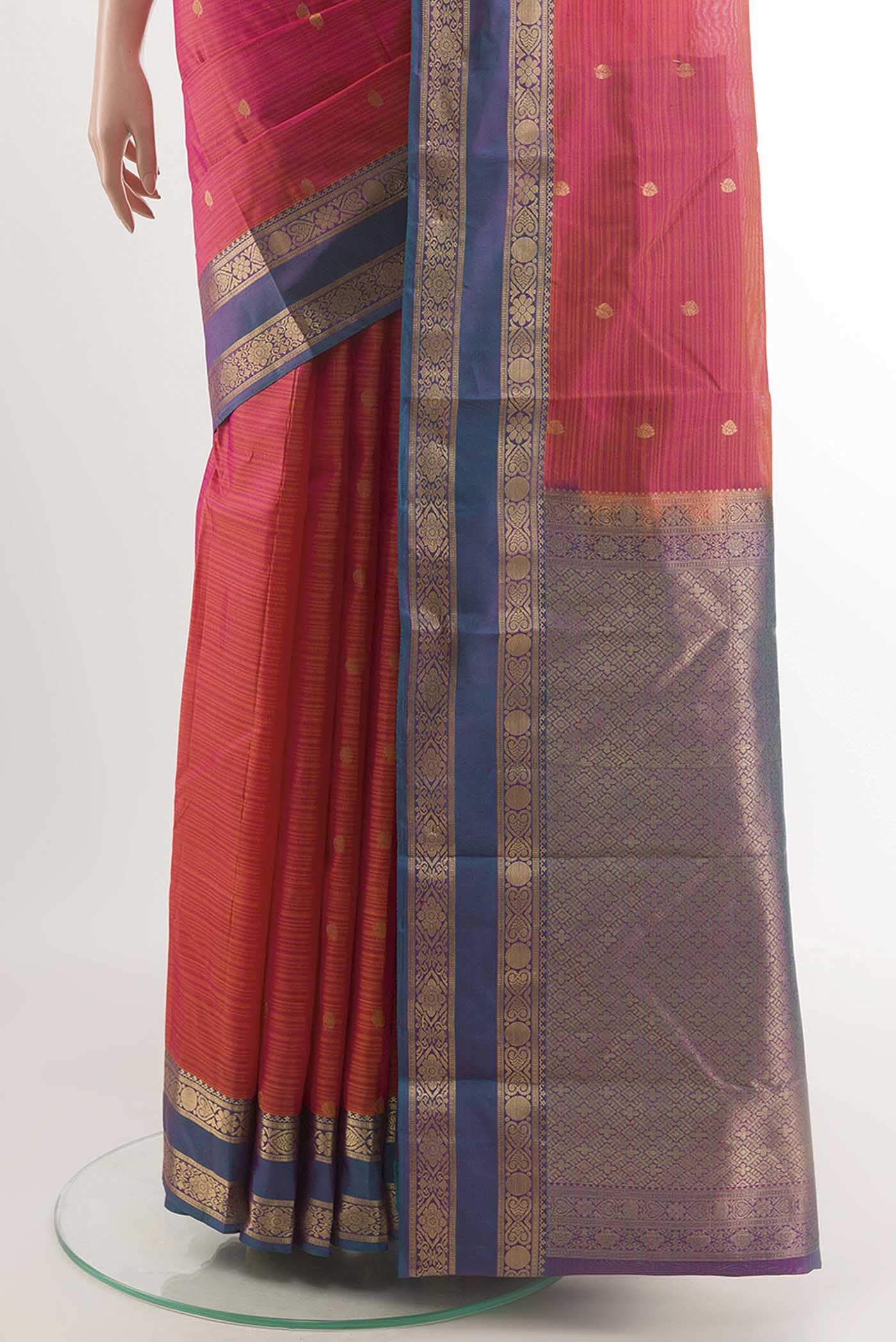 pleats pallu