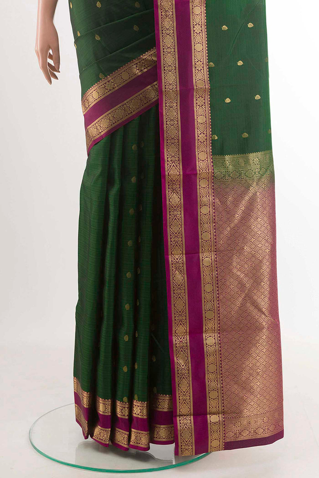 pleats pallu
