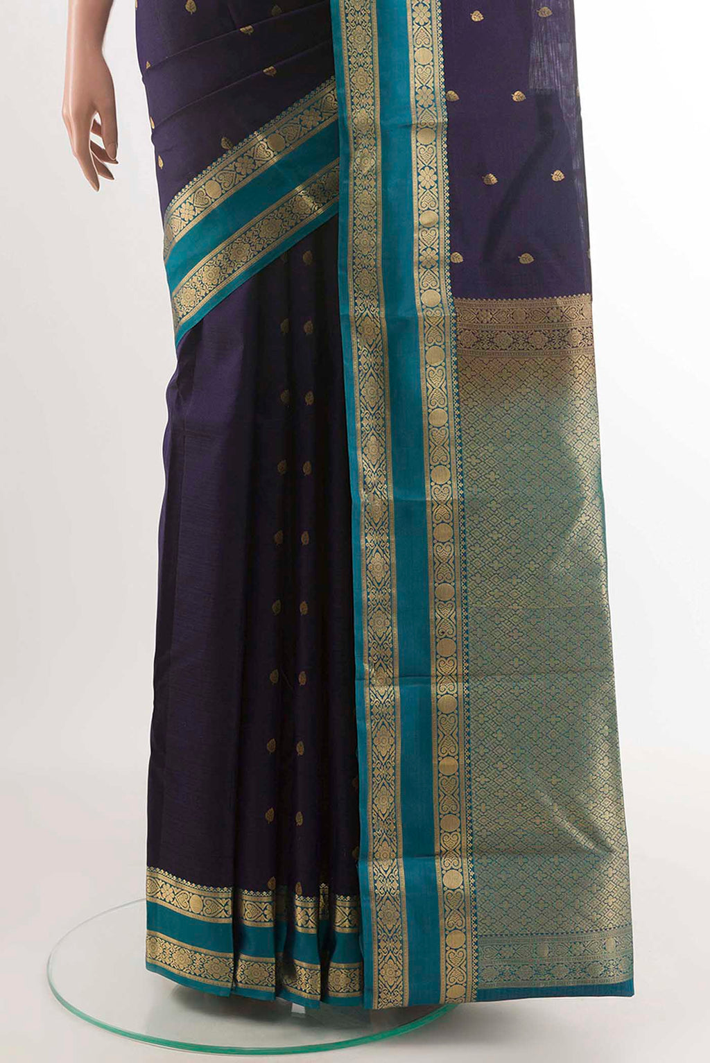 pleats pallu