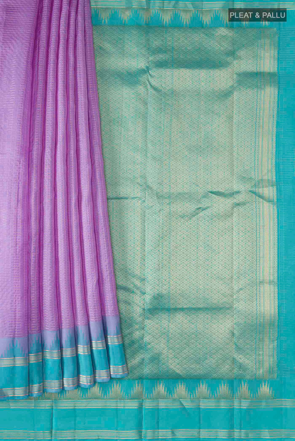 pleats pallu