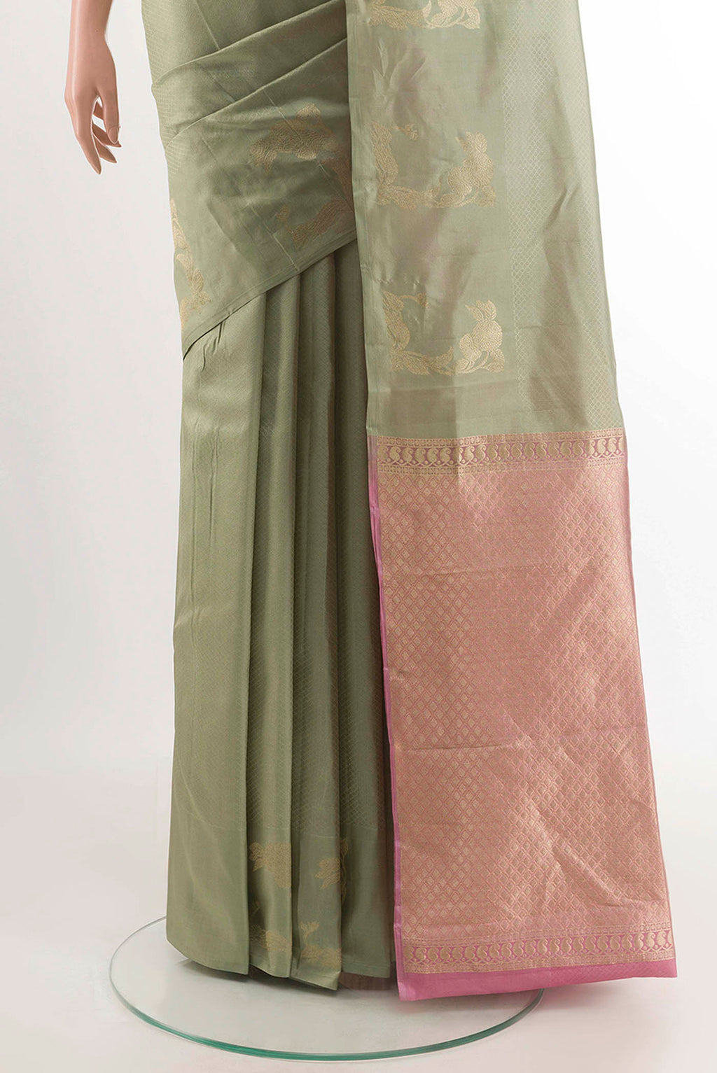 pleats pallu
